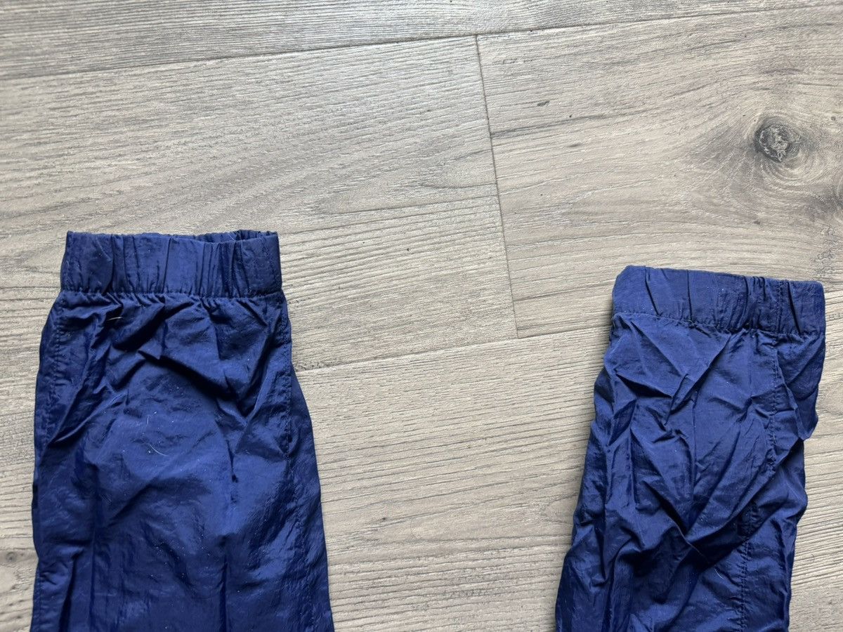 Nike VINTAGE BLUE NIKE WINDBREAKER JOGGERS Size US 32 / EU 48 - 6 Thumbnail