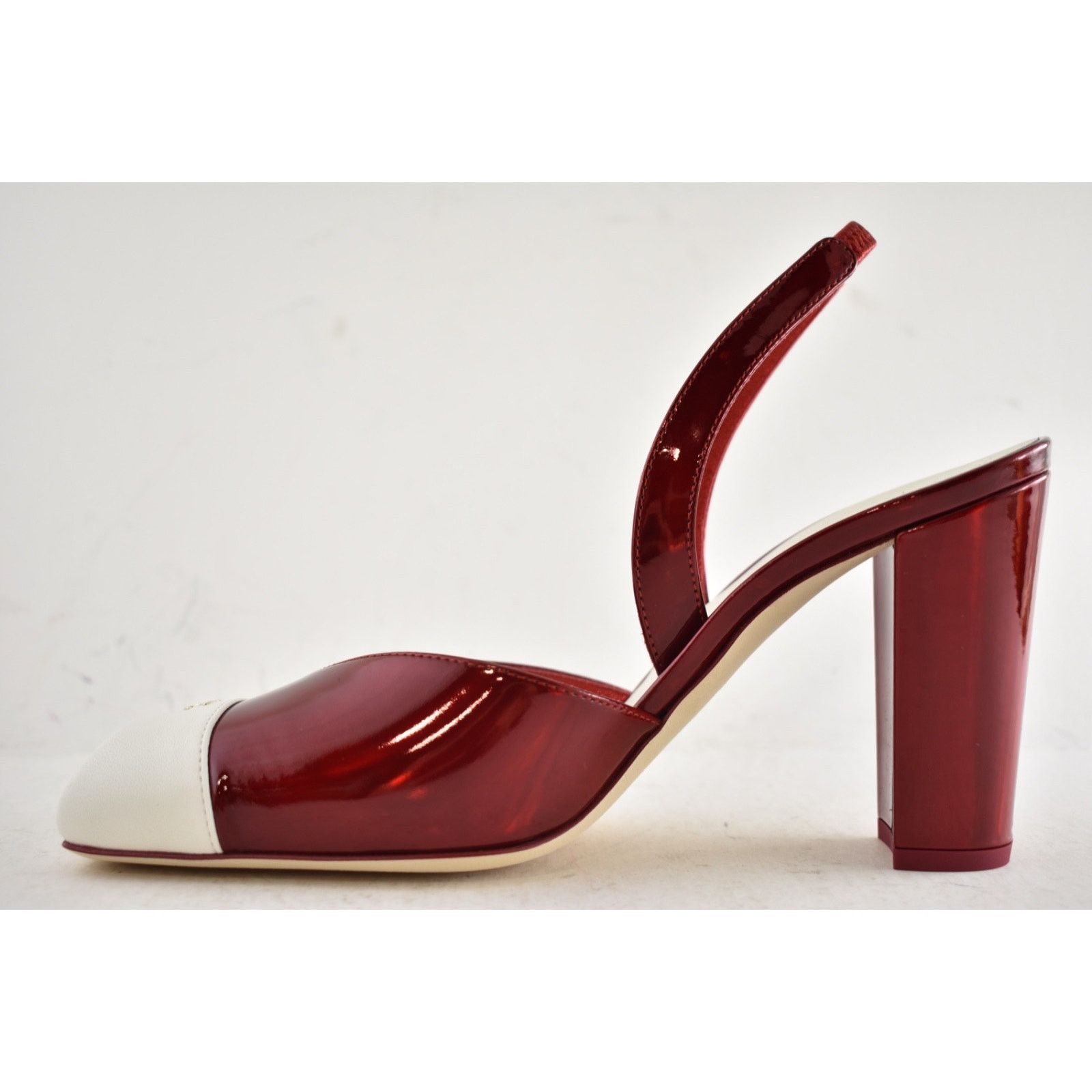 Chanel Chanel 26S Red White Square Toe Slingback Block Heel Pump 38 Size US 8 / IT 38 - 15 Thumbnail