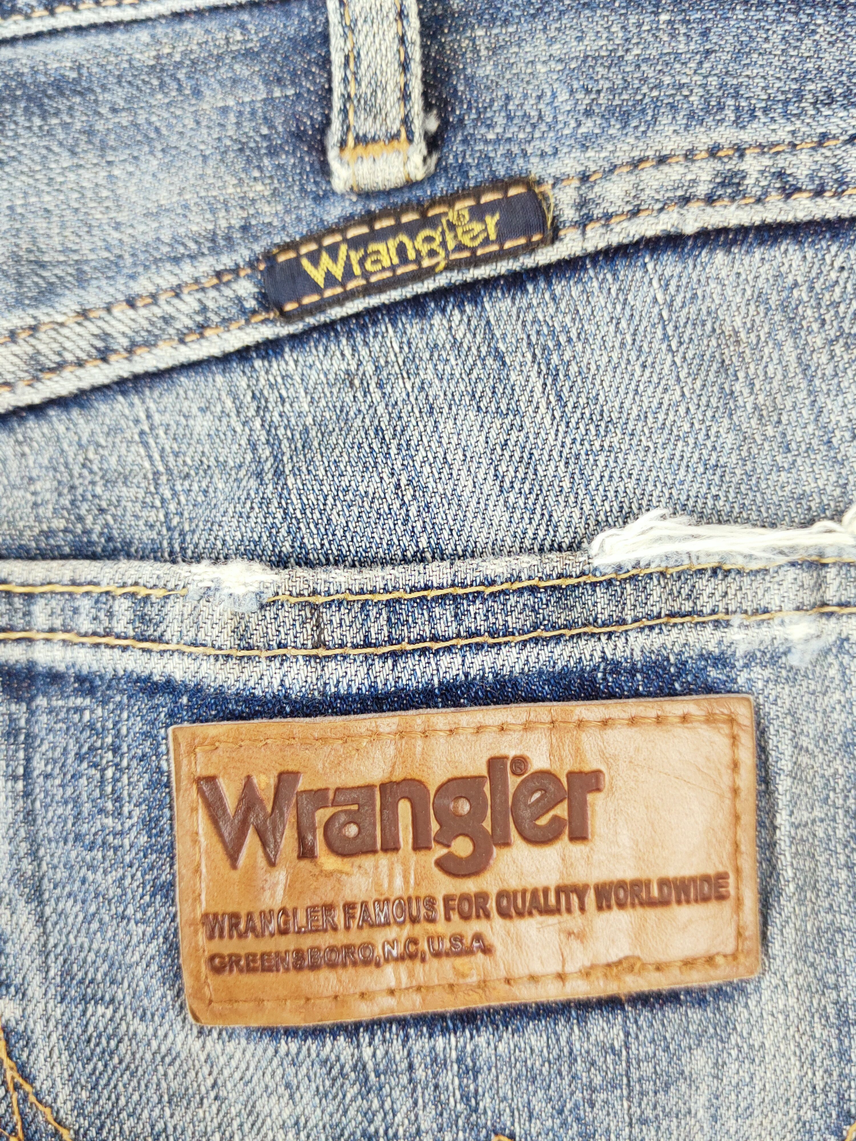 Japanese Brand Wrangler Dark Blue Distressed Ripped denim Jeans #W501 Size US 31 - 11 Thumbnail