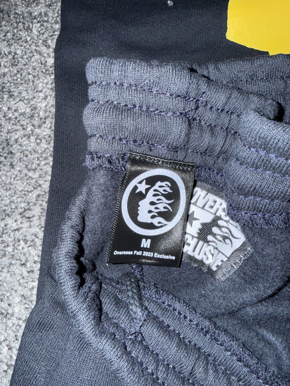 HELLSTAR 🔥🔥Hellstar Overseas exclusive Navy/yellow sweats - Medium🔥🔥 Size US 33 - 4 Thumbnail