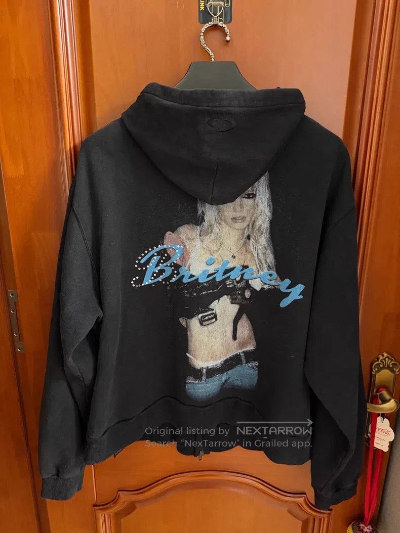 Balenciaga Balenciaga Britney Spears portrait zip-up sweatshirt