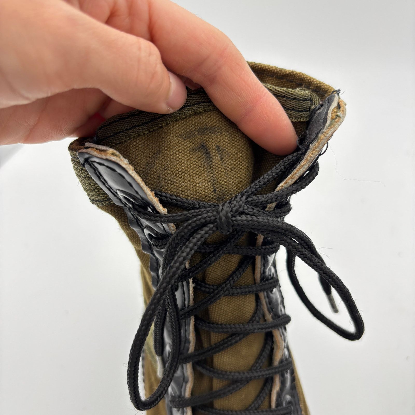 Vintage Vintage Vietnam War Military Jungle Combat Boots 5R Third Size US 5 / EU 37 - 11 Thumbnail