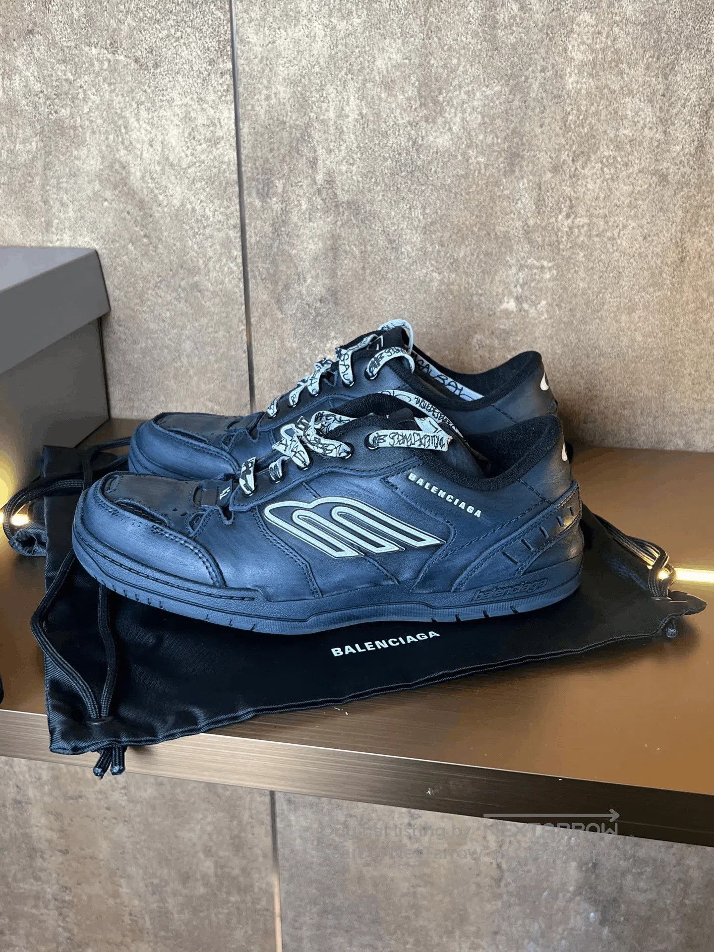 Balenciaga Balenciaga Hamptons Sneakers. Size US 9 / EU 42 - 6 Thumbnail