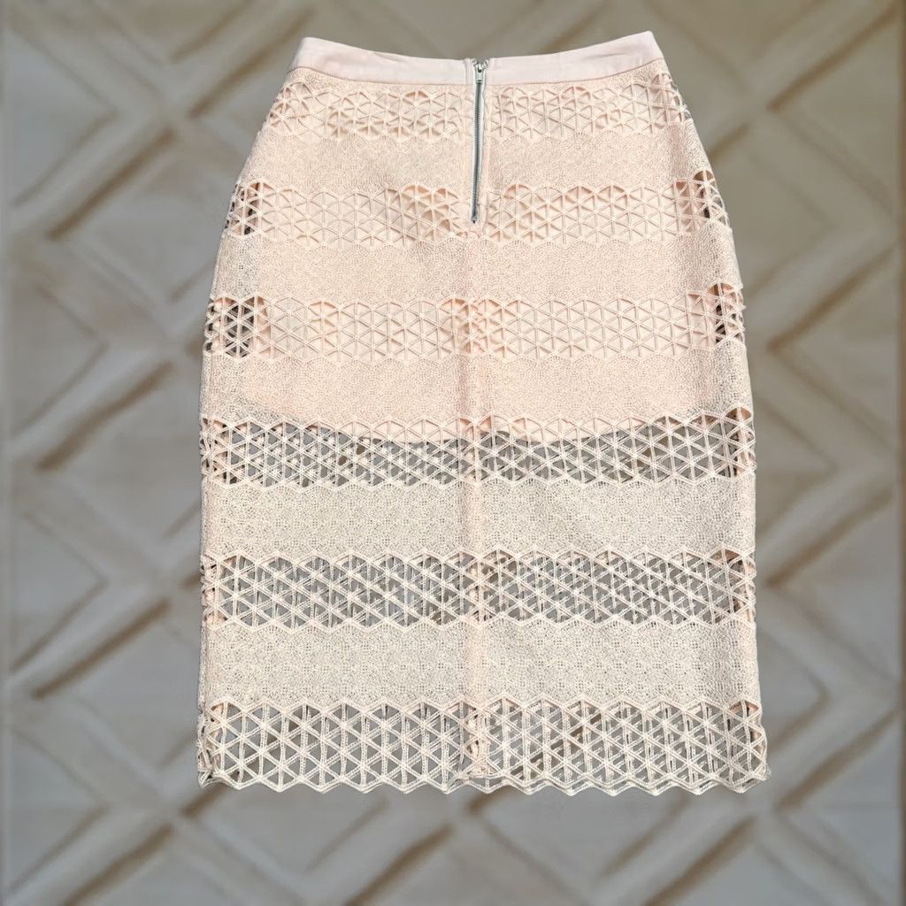 ASTR The Label ASTR Skirt Womens S Pink The Label Nordstrom Lace Geometric Midi Blush NWT Size 28" / US 6 / IT 42 - 1 Thumbnail