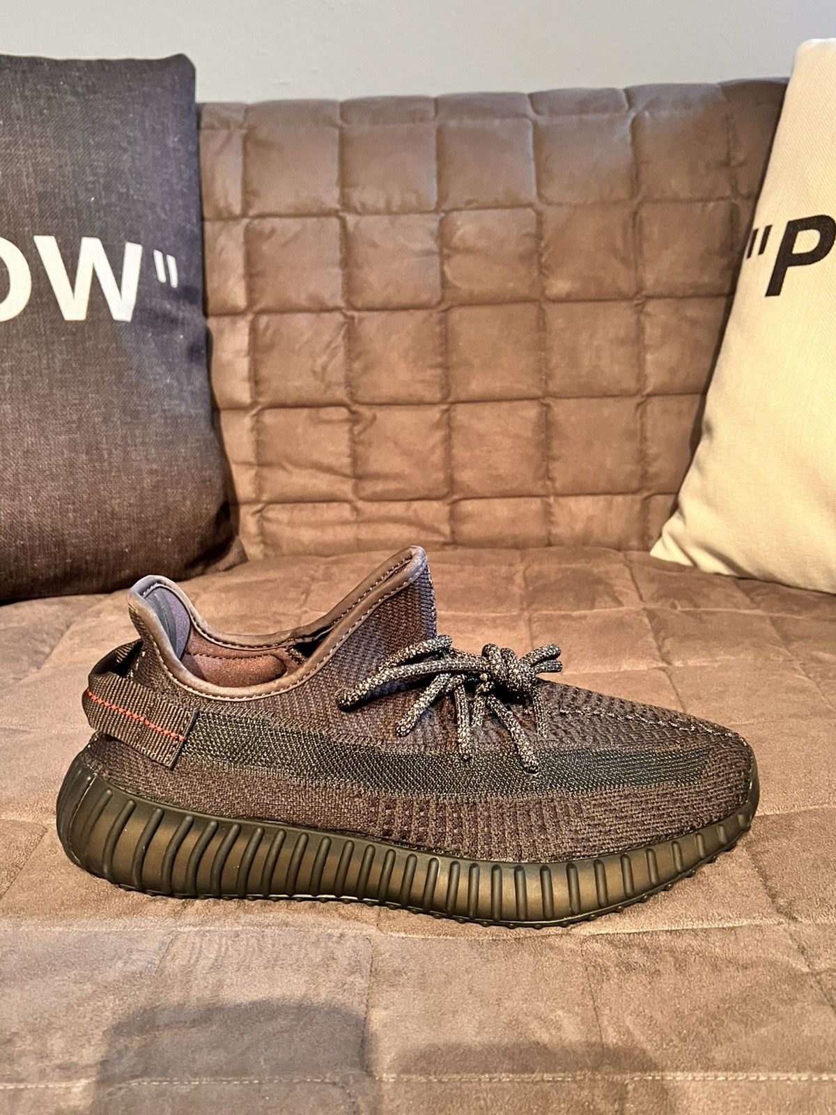 Adidas × Kanye West YEEZY BOOST 350 V2 'BLACK NON-REFLECTIVE' Size US 9 / EU 42 - 2 Thumbnail