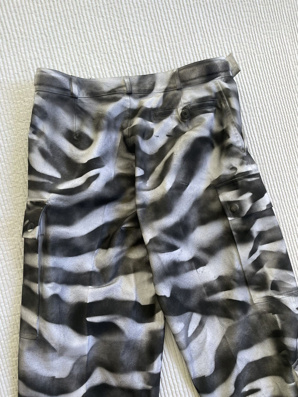 Handmade × Vintage Hand Camo Snow Tiger Cargos Size US 32 / EU 48 - 13 Thumbnail