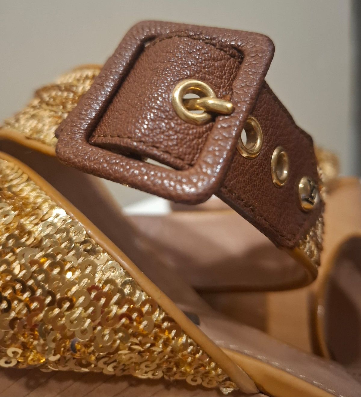 Louis Vuitton Louis Vuitton Gold Sequins Platform Wedge Ankle Wrap Sandals Size US 6 / IT 36 - 9 Thumbnail