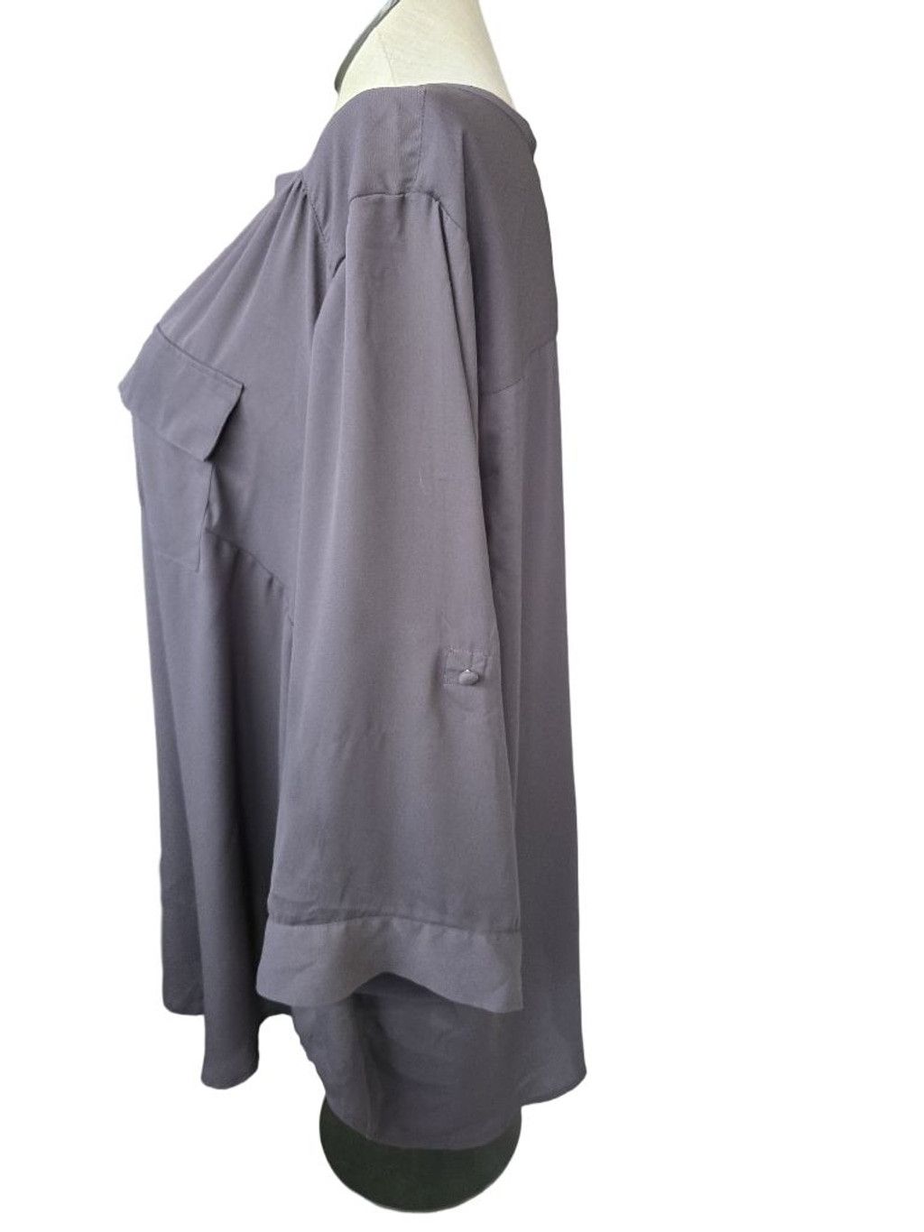 Torrid Women's TORRID Gray V-Neck Georgette Blouse Plus Size 4X Size 4XL / US 24-26 - 2 Thumbnail