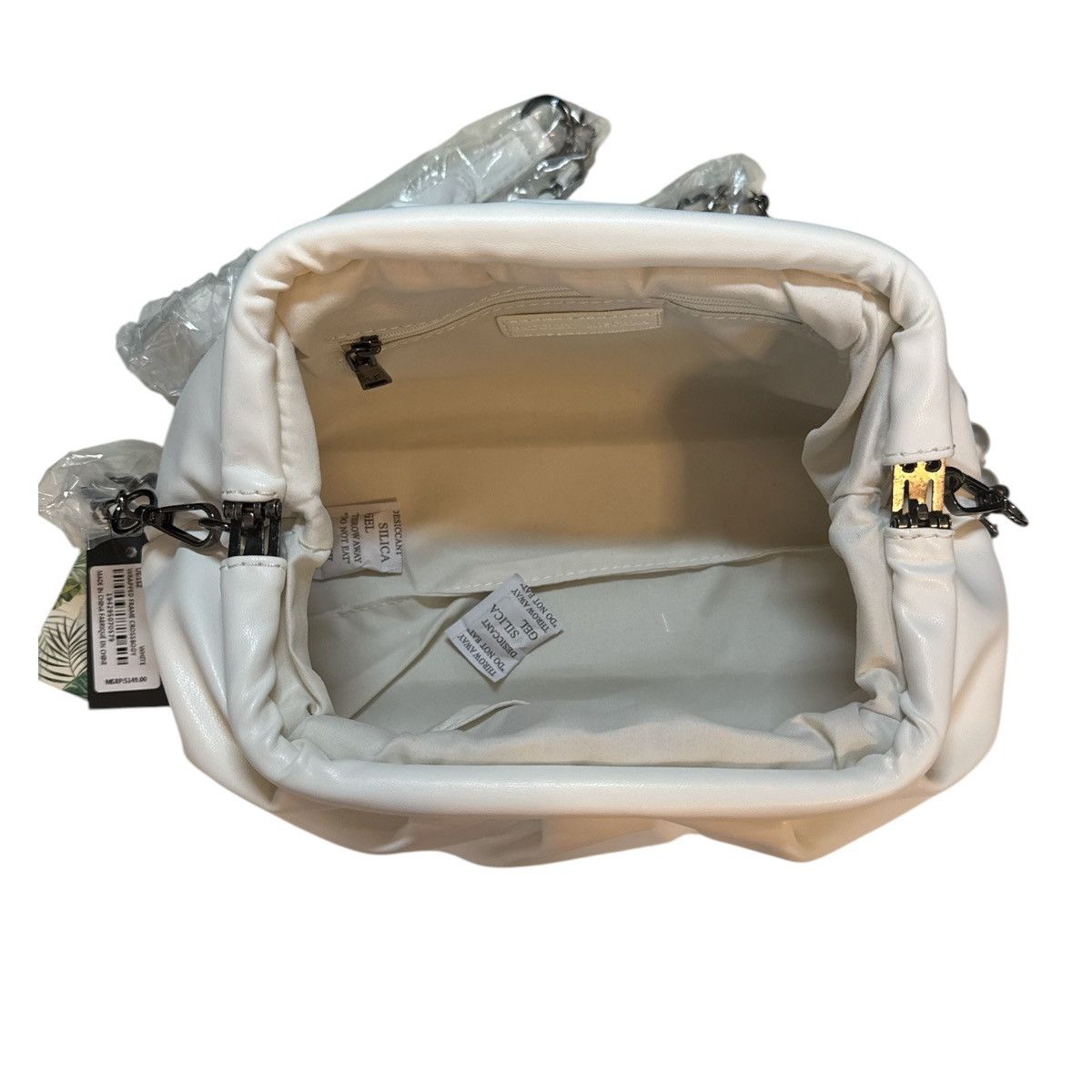 Badgley Mischka Badgley Mischka Cream Clutch Purse Size ONE SIZE - 5 Thumbnail