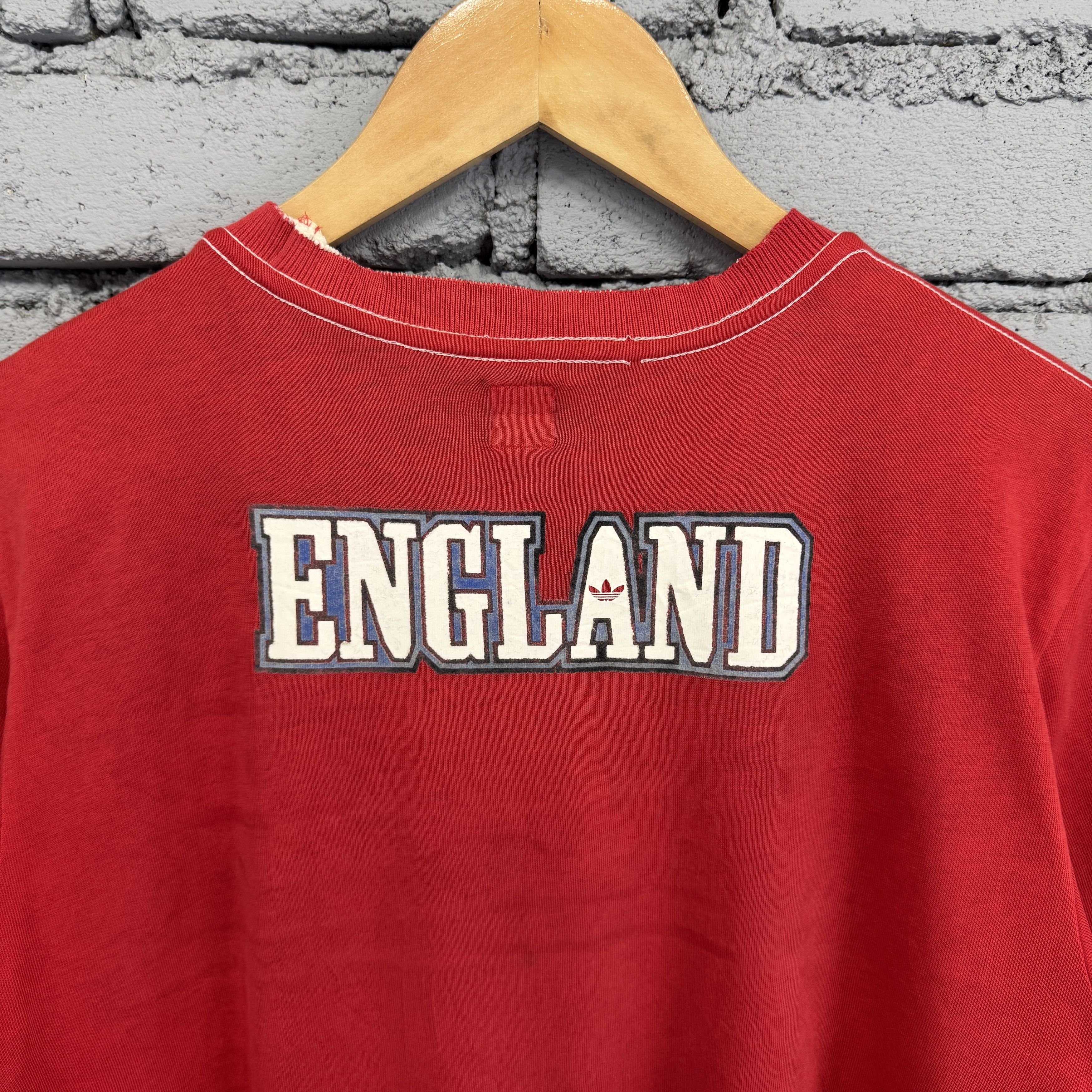 Vintage Vintage Adidas England London 2012 Olympic Games football Size US L / EU 52-54 / 3 - 5 Thumbnail