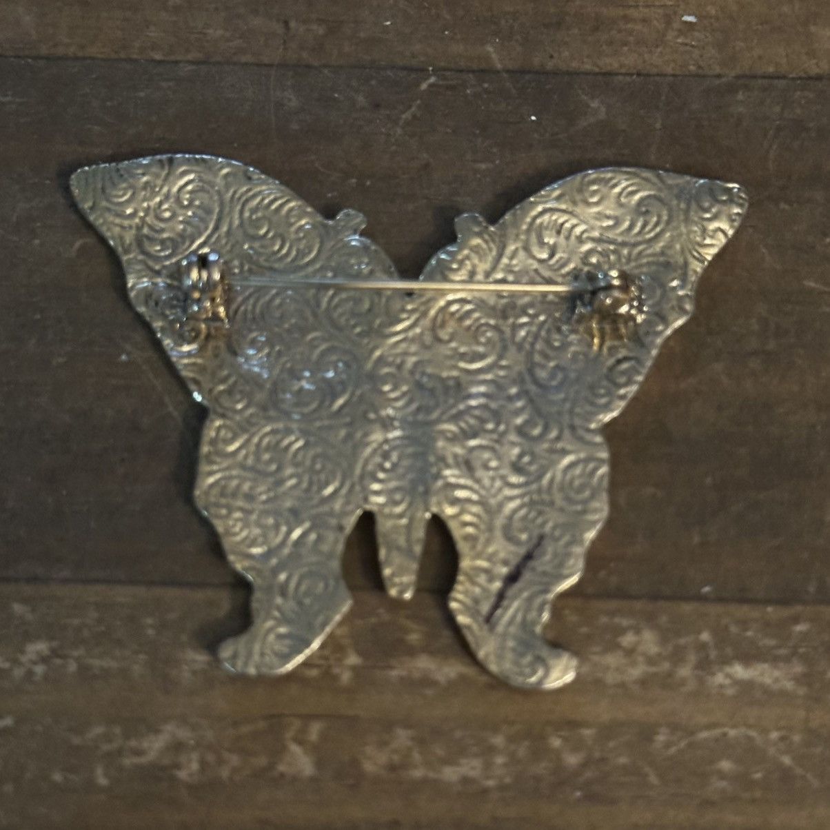 Vintage Vintage gold tone embossed butterfly brooch Size ONE SIZE - 3 Thumbnail