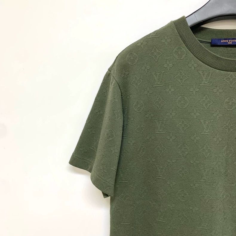 Louis Vuitton Louis Vuitton Army green full print short sleeve Size US M / EU 48-50 / 2 - 5 Thumbnail