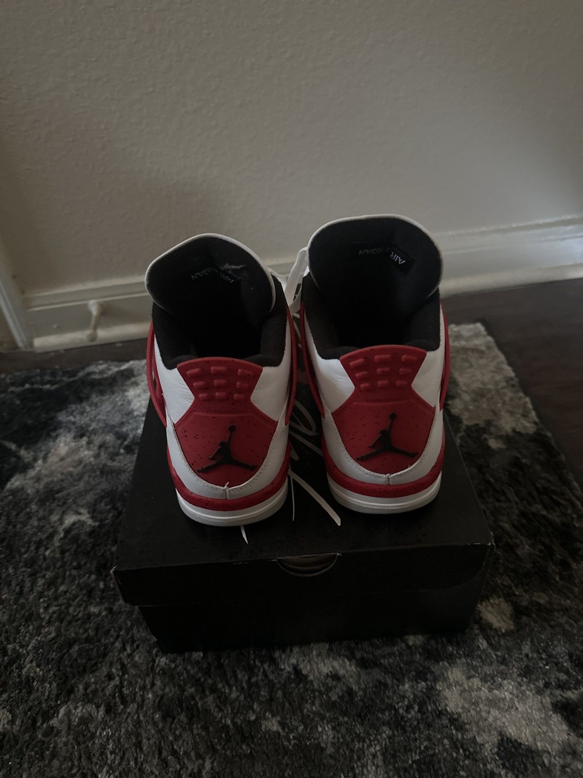 Jordan Brand Jordan 4 Red Cement Size US 10 / EU 43 - 4 Thumbnail
