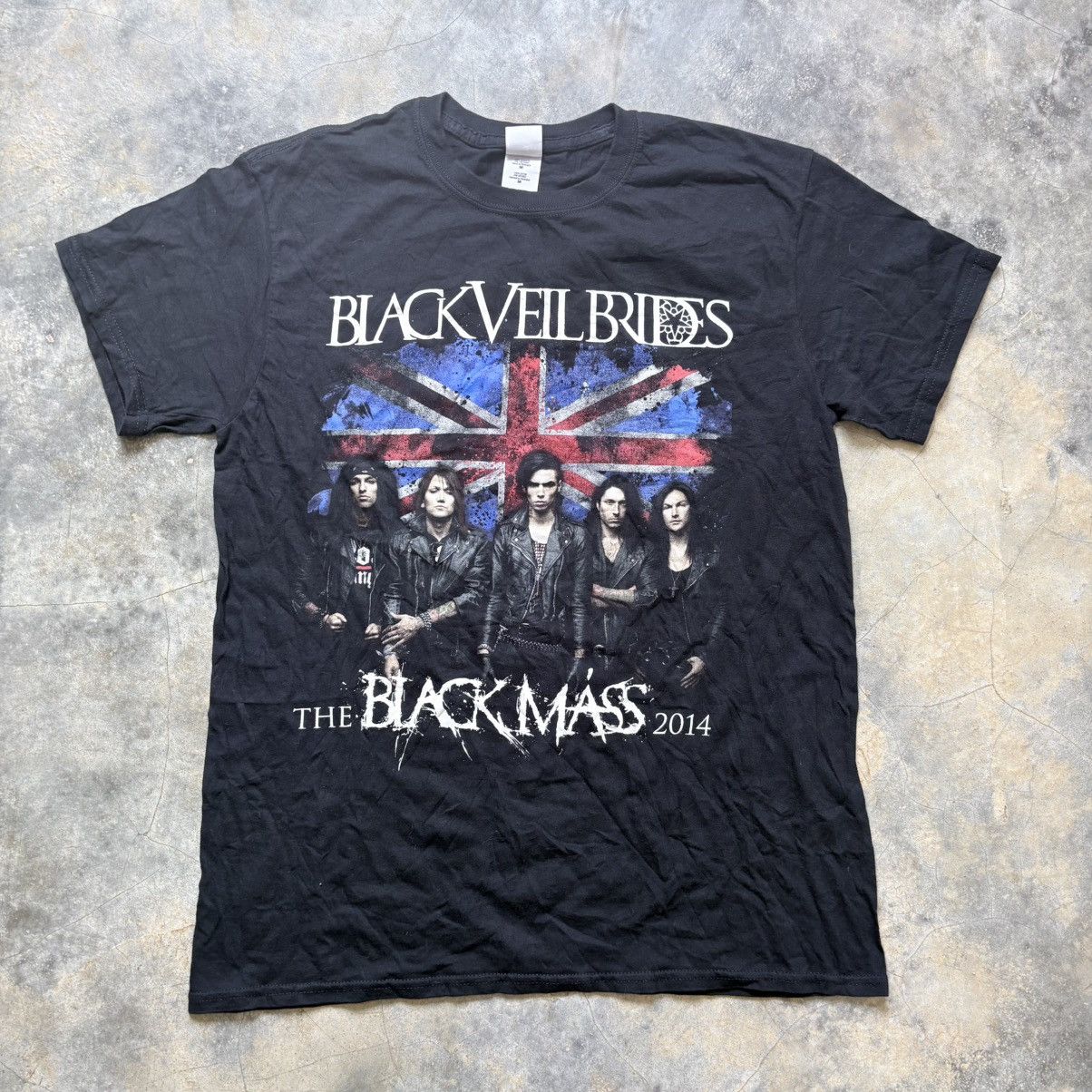 Other Black veil bride the black mass tour tee Size US M / EU 48-50 / 2 - 1 Thumbnail