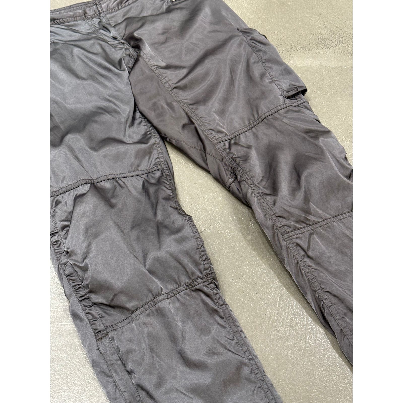 Prada 2000s Prada nylon cargo pants Size US 28 / EU 44 - 3 Thumbnail