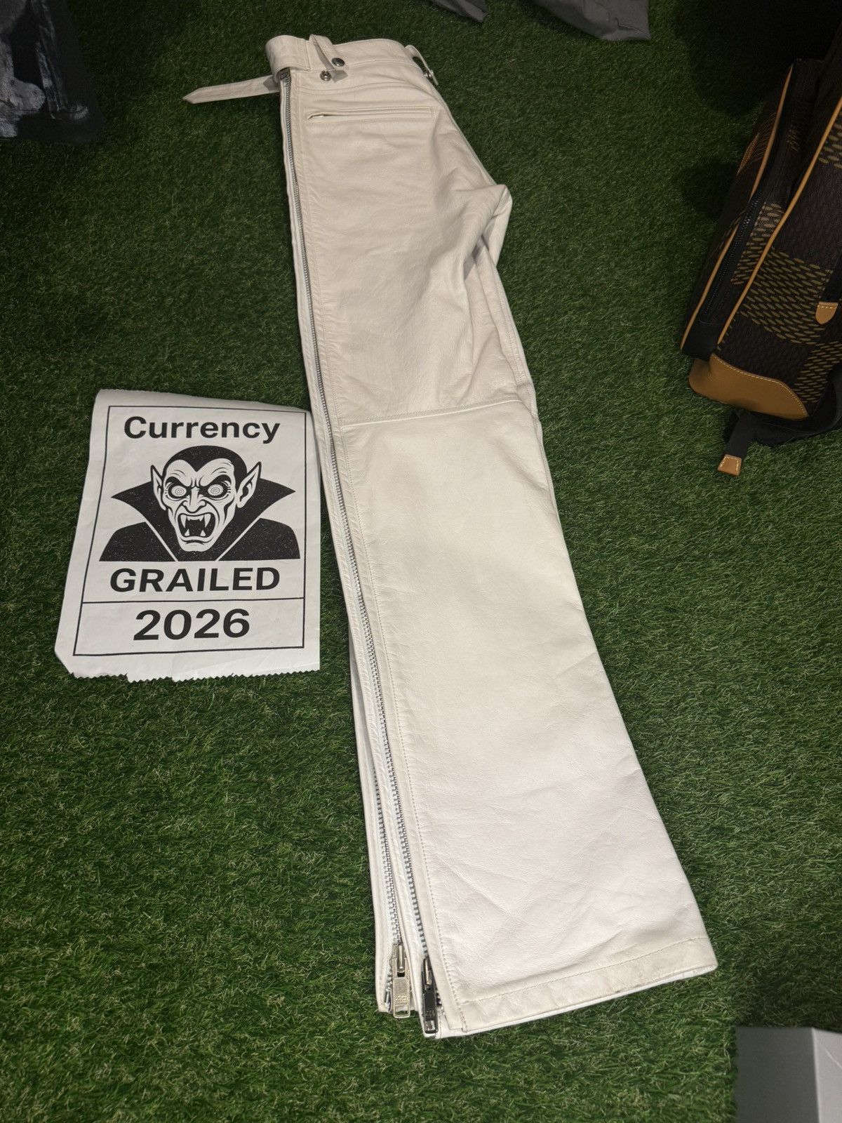 Balenciaga Balenciaga SS20 Look33 RUNWAY White Calf Leather Fetish Pant Size US 28 / EU 44 - 11 Thumbnail