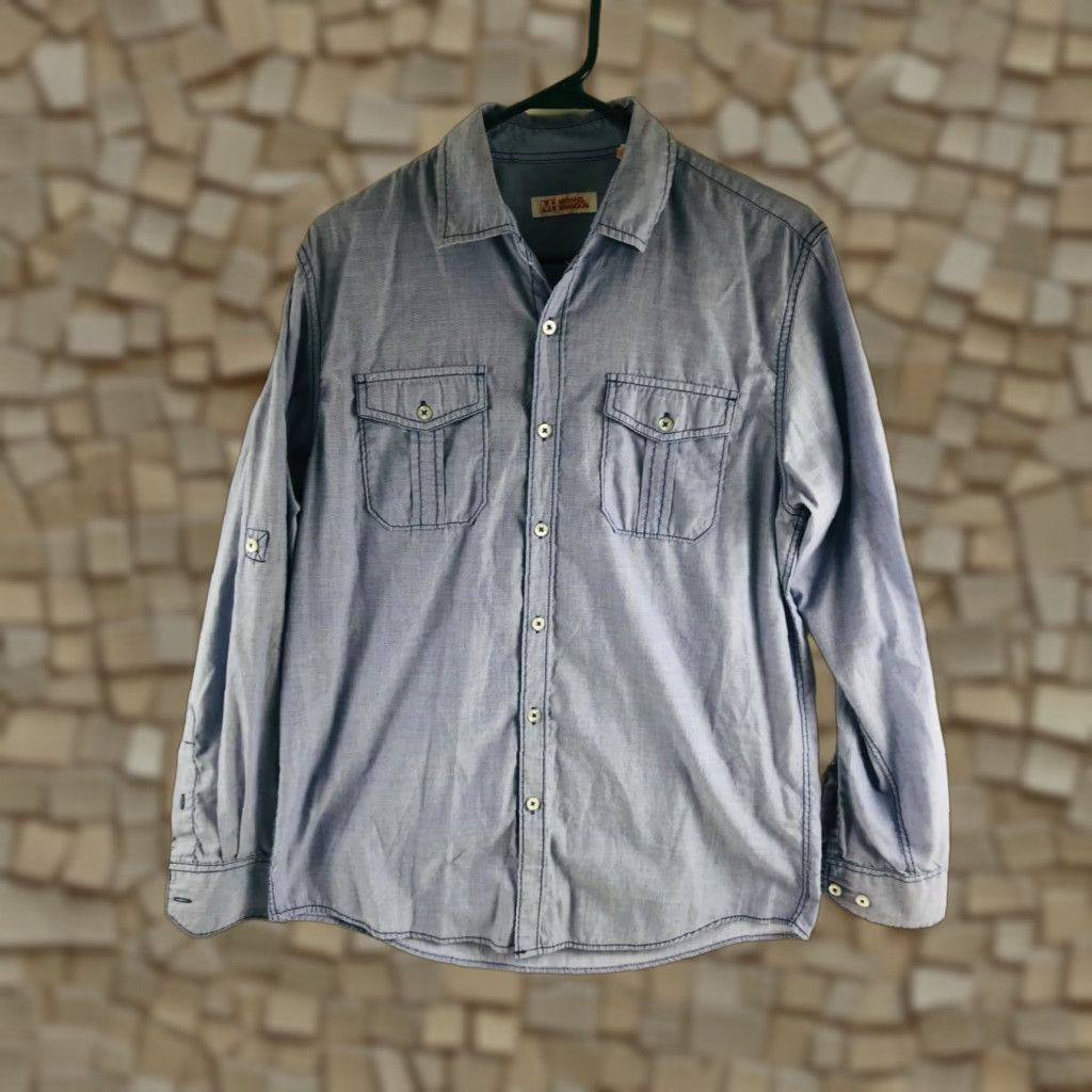Vintage Michael Brandon Shirt Men Size Small Solid Blue Button Up Collared Casual Size US S / EU 44-46 / 1 - 1 Thumbnail