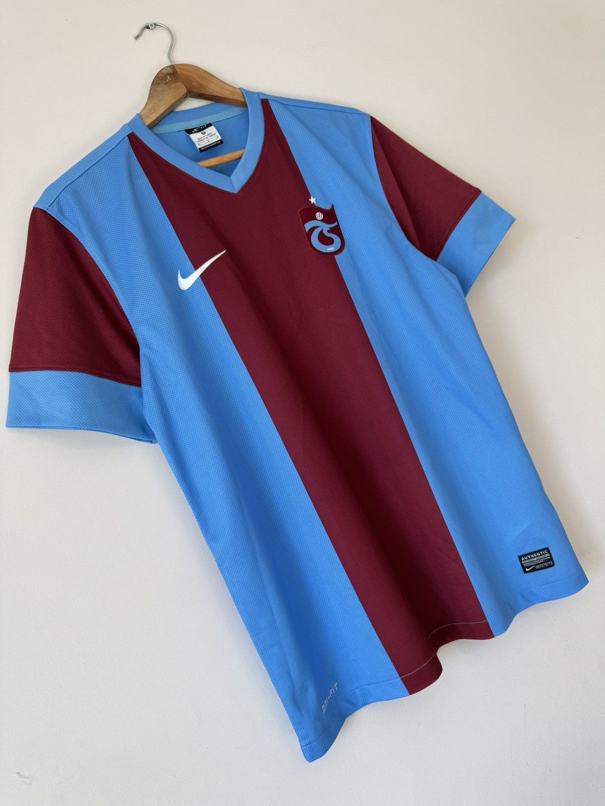 Nike Trabzonspor 2013-2014 Home Soccer Jersey Nike Football Shirt Size US M / EU 48-50 / 2 - 4 Thumbnail
