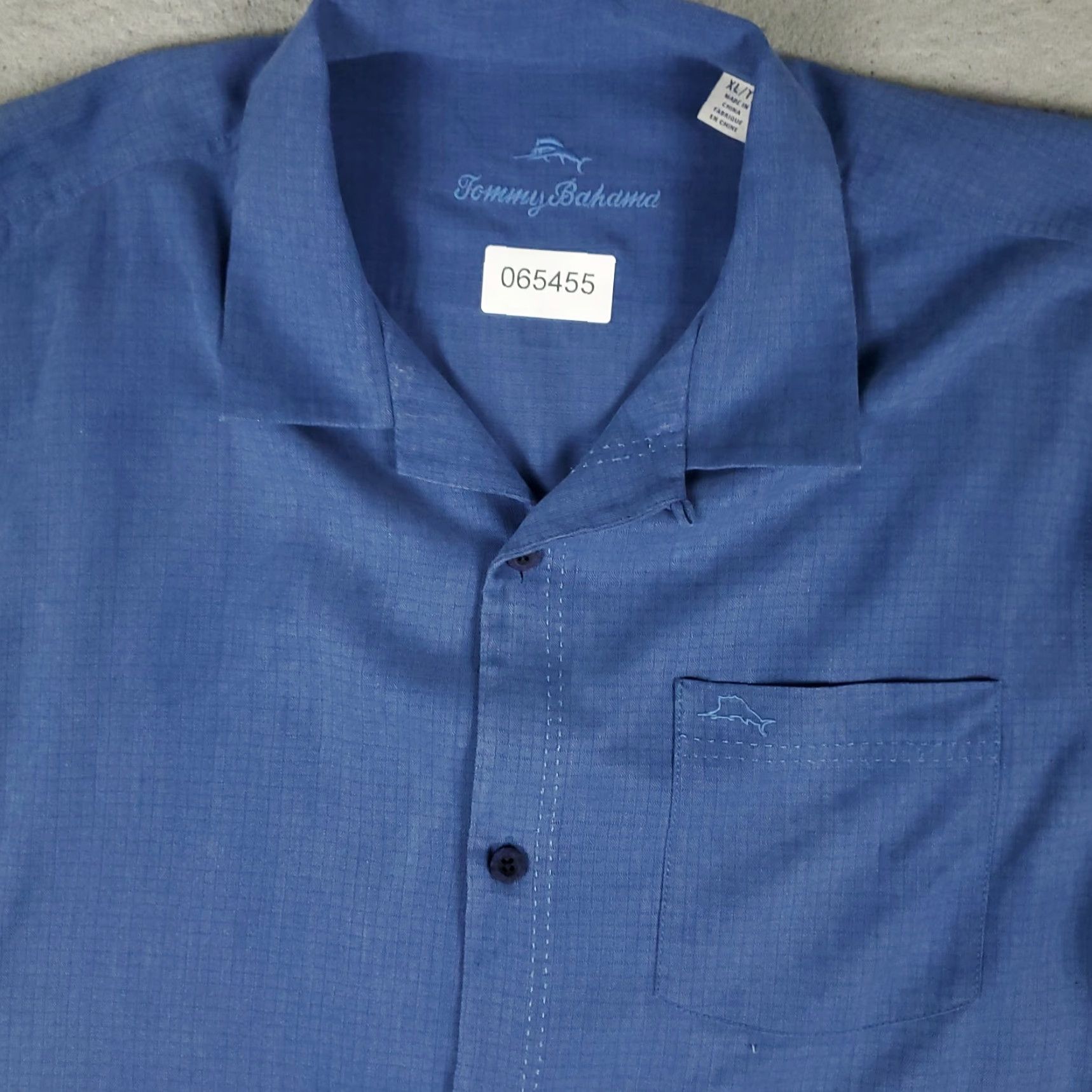 Tommy Bahama Tommy Bahama Shirt Mens XL Blue Silk Hawaiian Button Up Short Sleeve Size US XL / EU 56 / 4 - 2 Thumbnail