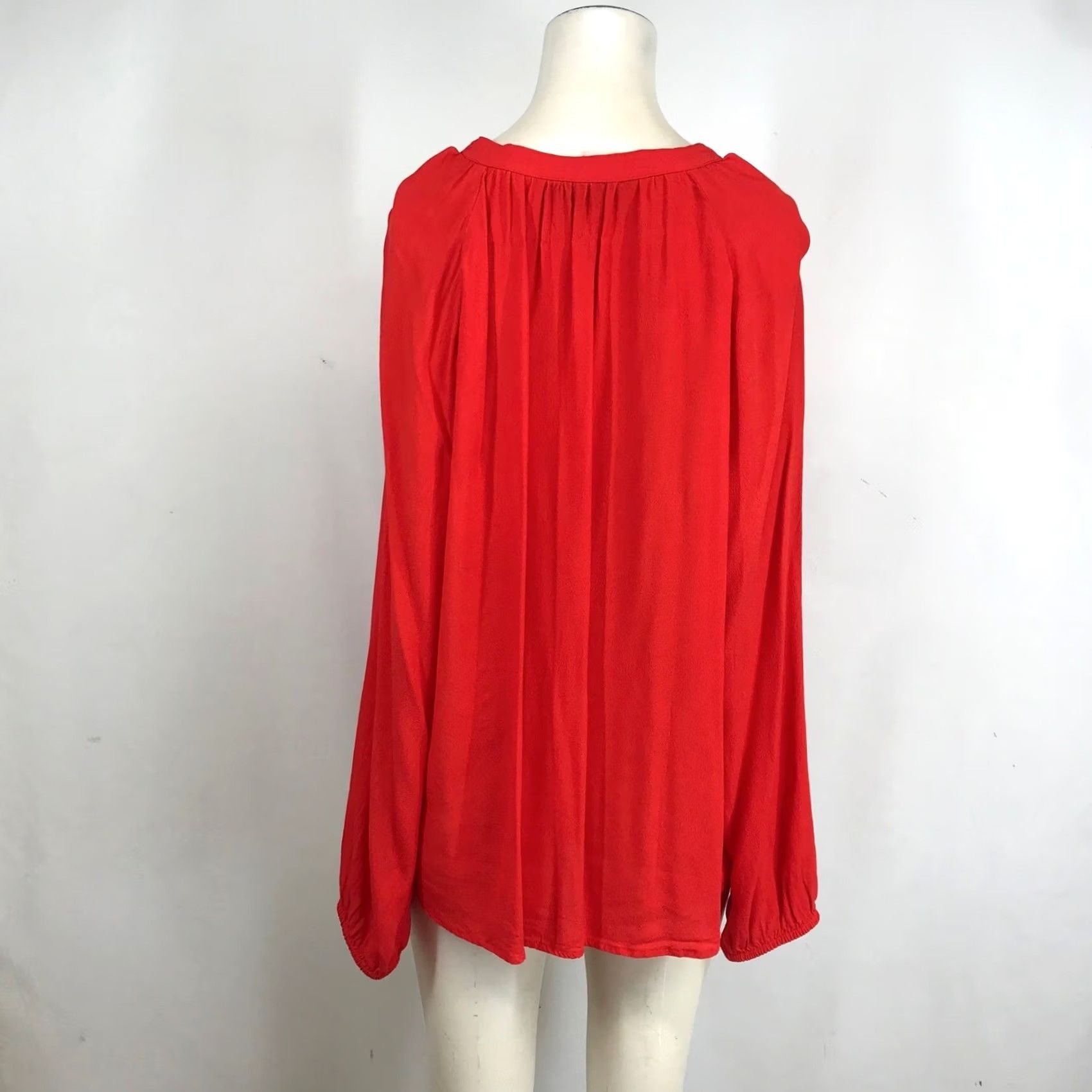 J.Crew J.Crew Womens XL Red Long Sleeve Henley Blouse Button Front Viscose Top Size XL / US 12-14 / IT 48-50 - 5 Thumbnail