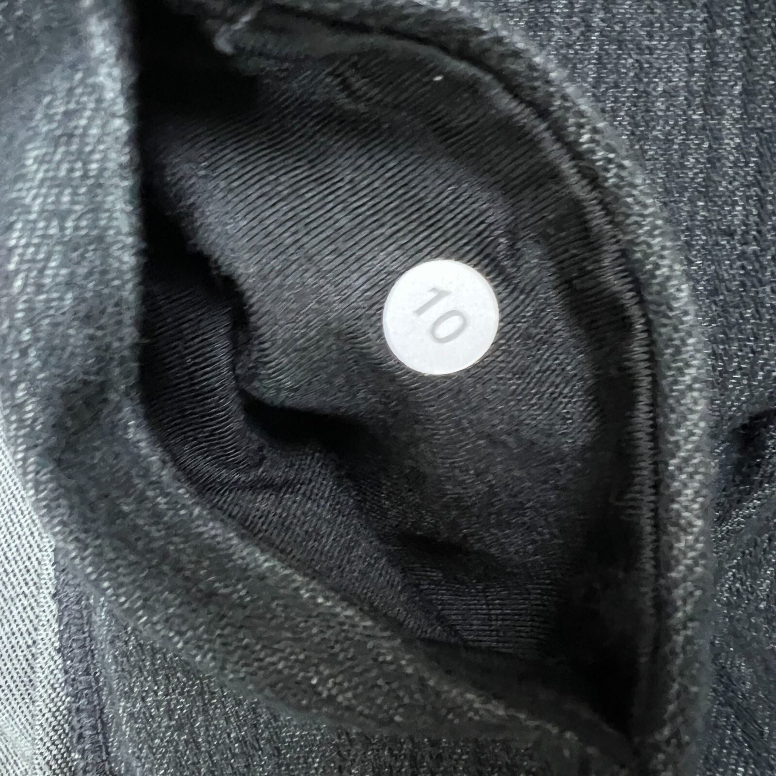 Lululemon Lululemon Wunder Under Pant Size 10 Mid Rise Yoga Leggings Size 32" / US 10 / IT 46 - 8 Thumbnail
