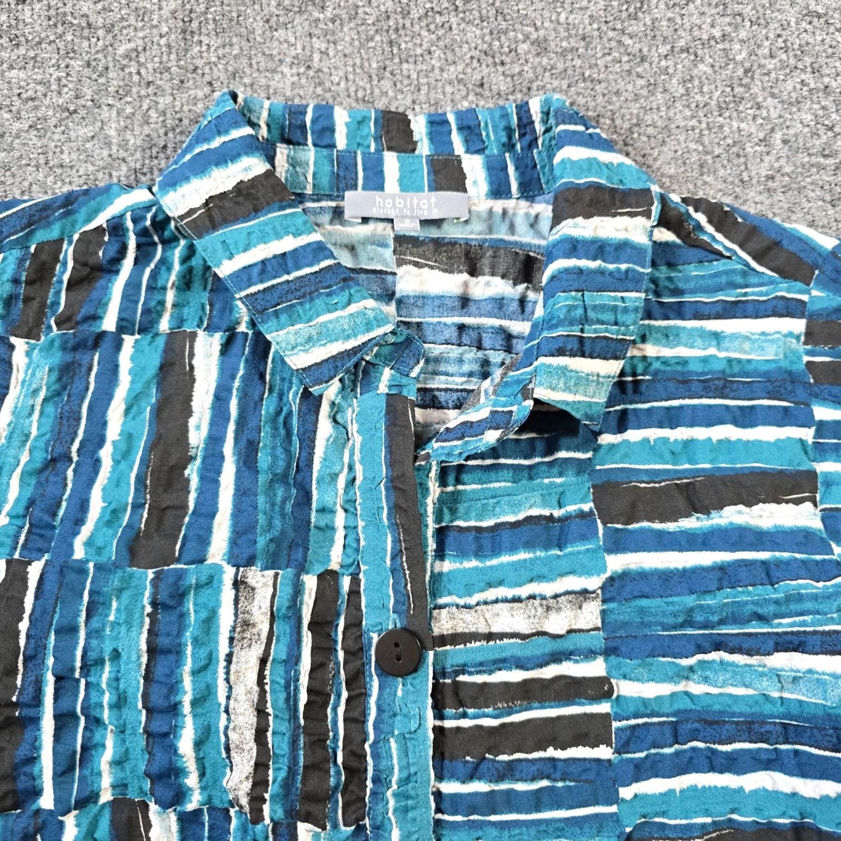 Habitat Habitat Top Womens Small Blue Abstract Patchwork Long Sleeve Button Career Shirt Size S / US 4 / IT 40 - 2 Thumbnail