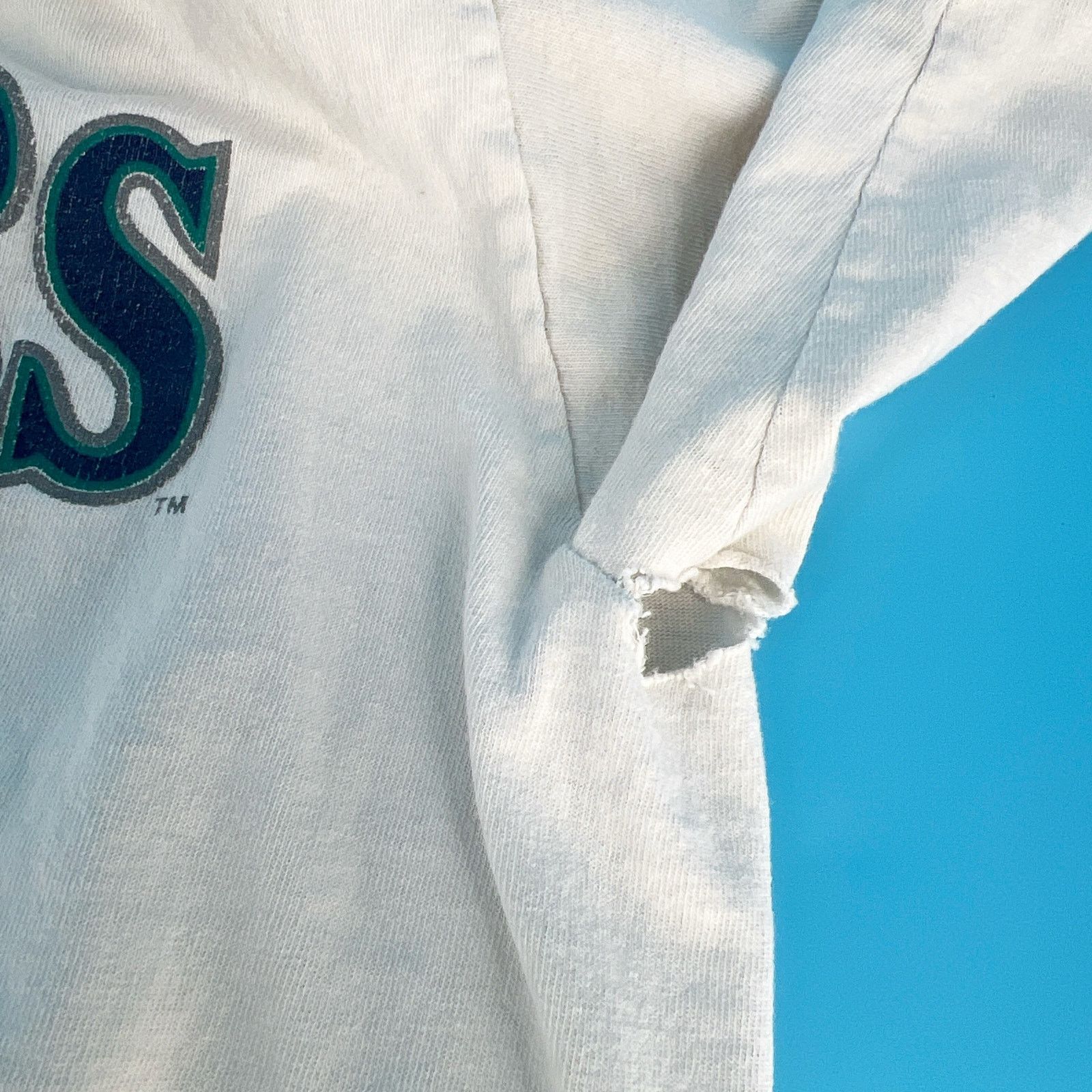 Majestic × Vintage 90s MLB Seattle Mariners Ken Griffey Jr tshirt 1990 vintage Size US L / EU 52-54 / 3 - 7 Thumbnail