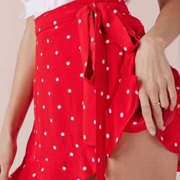 FOR LOVE AND LEMONS NATALIA RED POLKA DOT MINI SKORT SIZE S