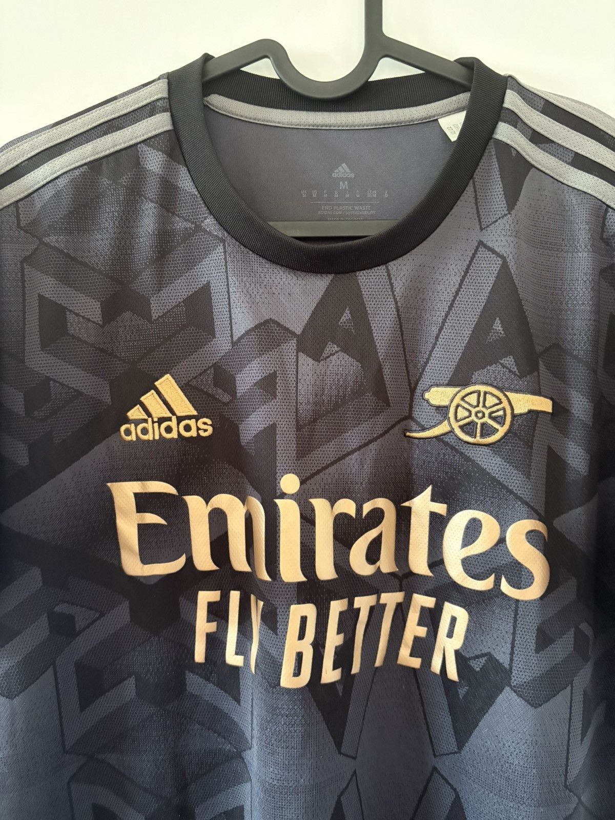Arsenal adidas 2022/2023 wyjazdowa — zdjęcie 2