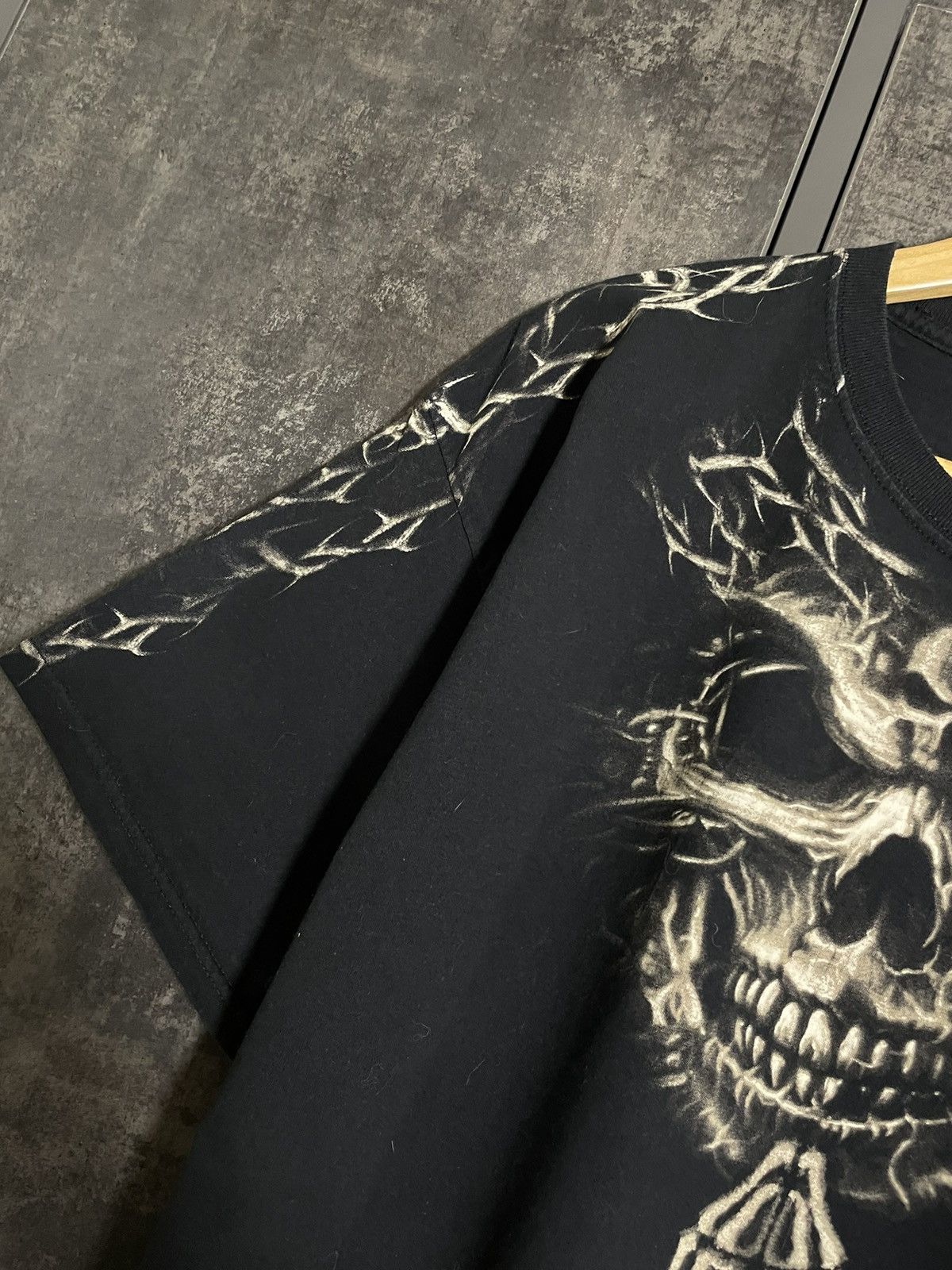 Vintage Crazy Vintage Praying Skull Tribal T-shirt Gothic Y2K Size US XL / EU 56 / 4 - 5 Thumbnail