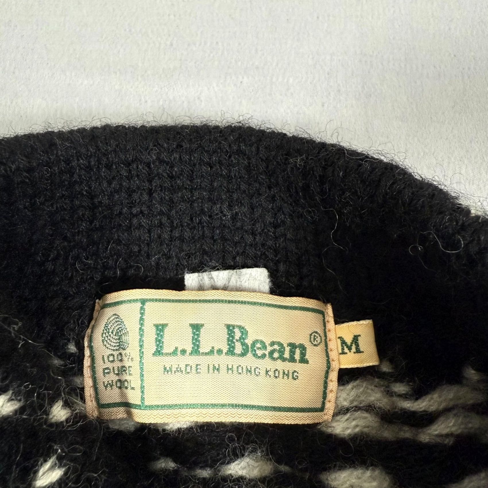 Vintage VINTAGE LL Bean Sweater Womens Medium Black Wool Henley Fair Isle 90s Mens Girls Womens Size M / US 6-8 / IT 42-44 - 7 Thumbnail