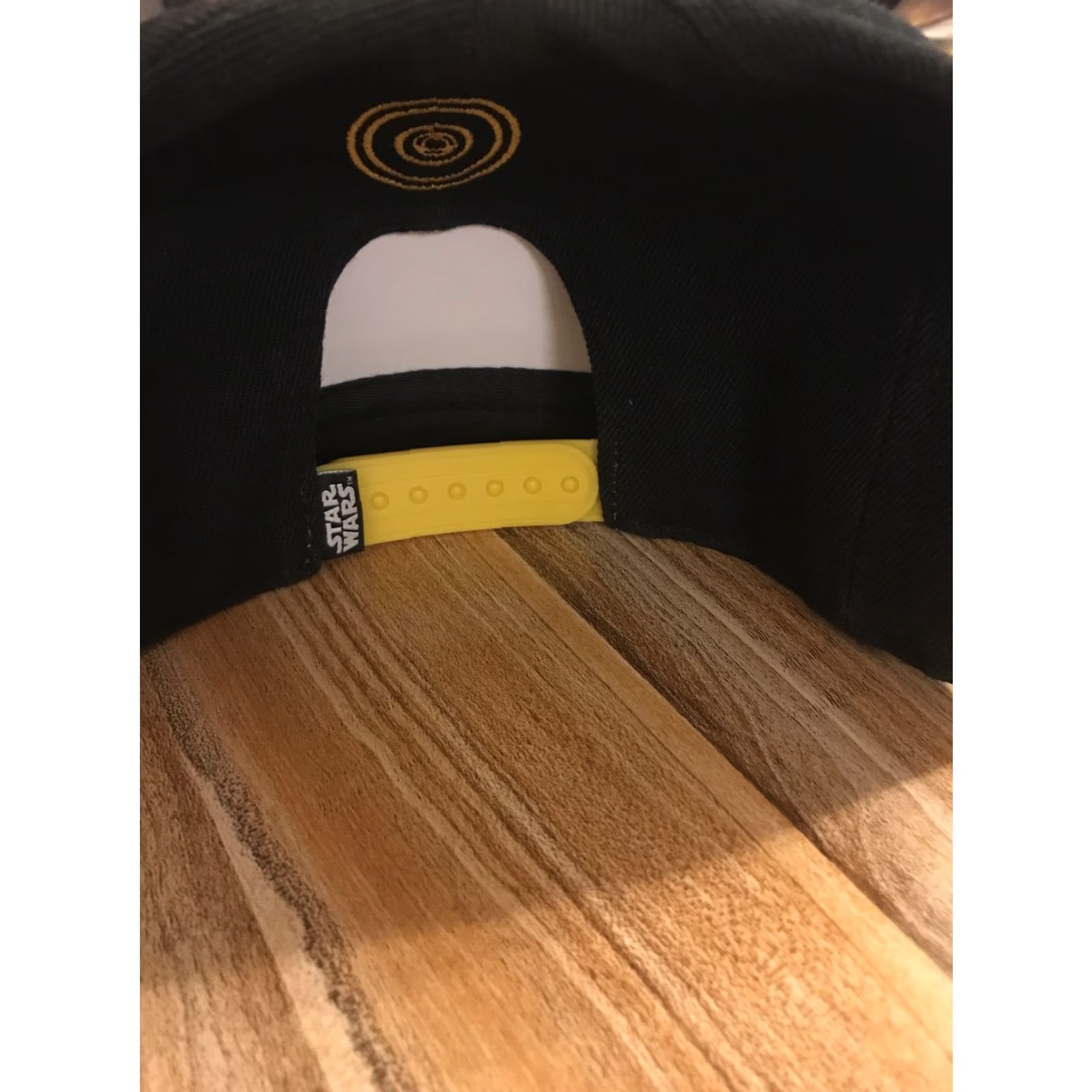 Vintage VINTAGE Funko POP! Star Wars Programmed for Etiquette Cap Exclusive Hat Adults Black Snapback Stars Theme Mens Size ONE SIZE - 2 Thumbnail