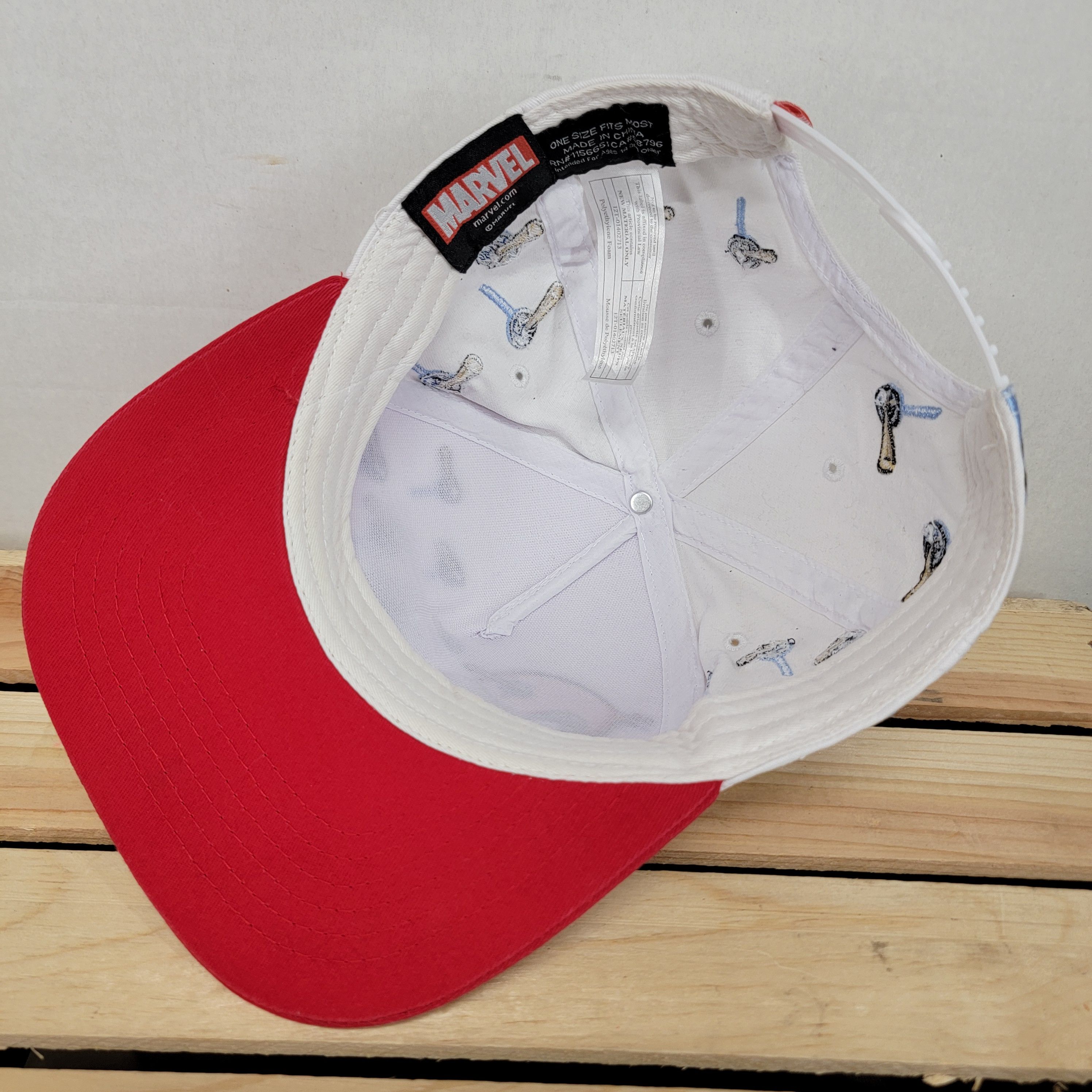 Marvel Comics Marvel Snap Back Ball Cap Deadpool Chibi Plunger Design Size ONE SIZE - 7 Thumbnail