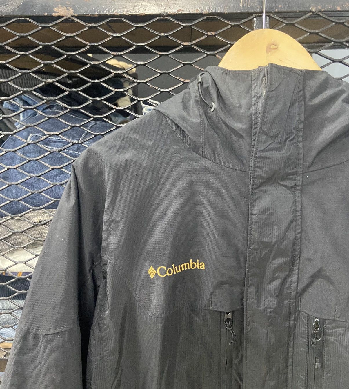Columbia × Weatherproof WATERPROOF TITANIUM OMNITECH JACKET Size US L / EU 52-54 / 3 - 6 Thumbnail