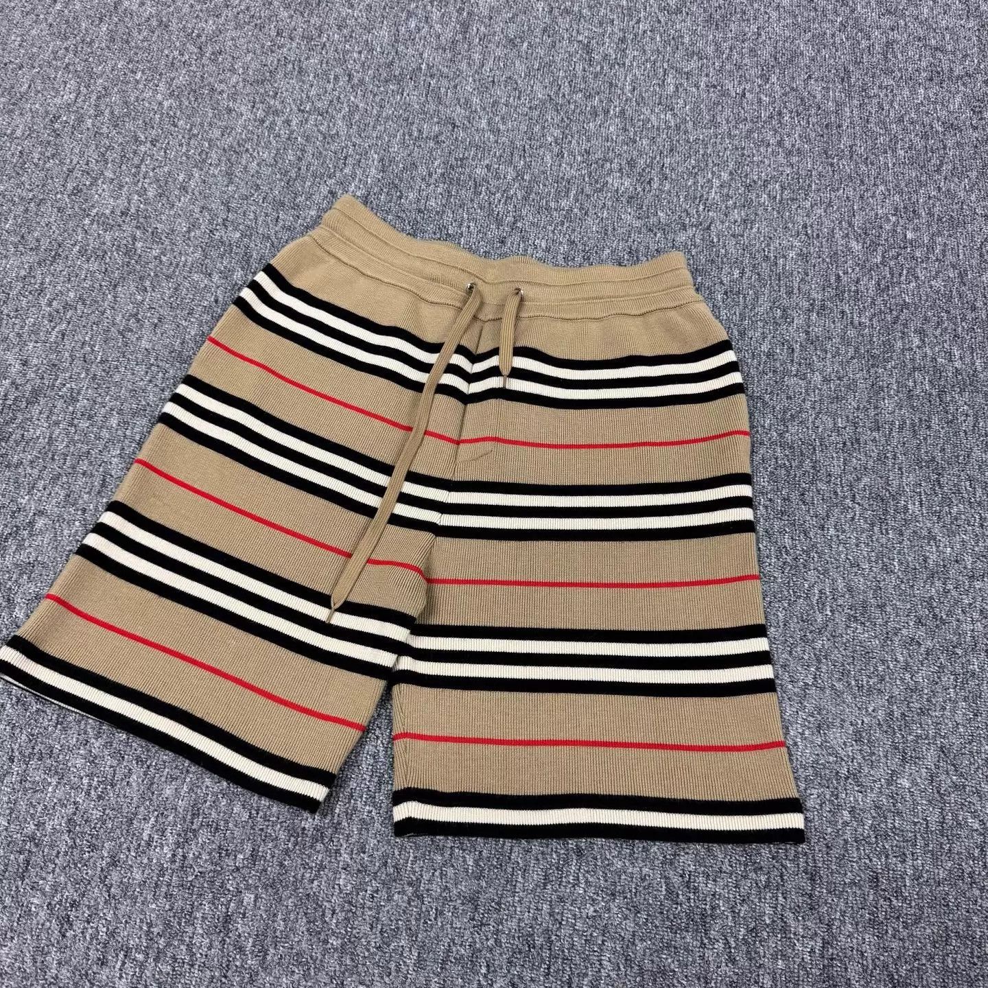 Burberry Burberry Wool Striped Shorts L 99 New Size US 34 / EU 50 - 3 Thumbnail