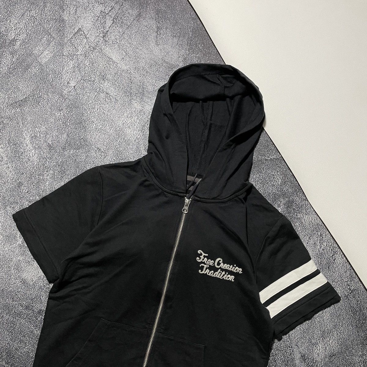 Japanese Brand Hoodie Shirts Crazy Devil Rare Items Size US S / EU 44-46 / 1 - 5 Thumbnail