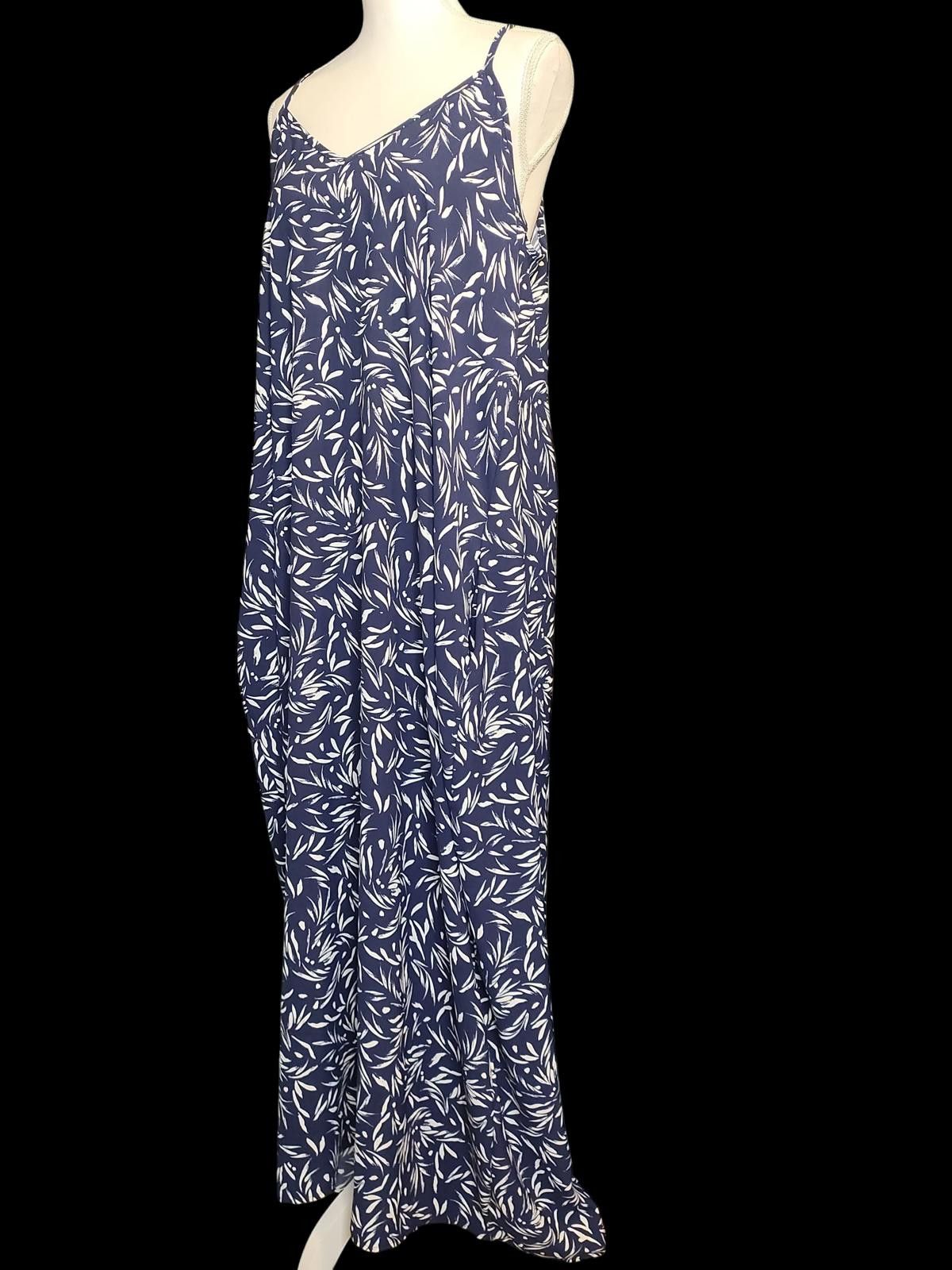 Unknown London Hemish USA Navy Blue and White Leaf Print Maxi Dress Size L / US 10 / IT 46 - 5 Thumbnail