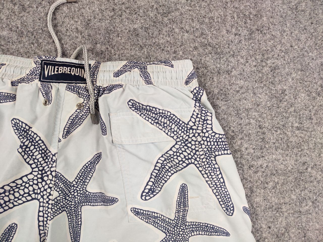 Vilebrequin Vilebrequin Design Casual printed Blue sea ​​pattern Shorts Size US 36 / EU 52 - 12 Thumbnail