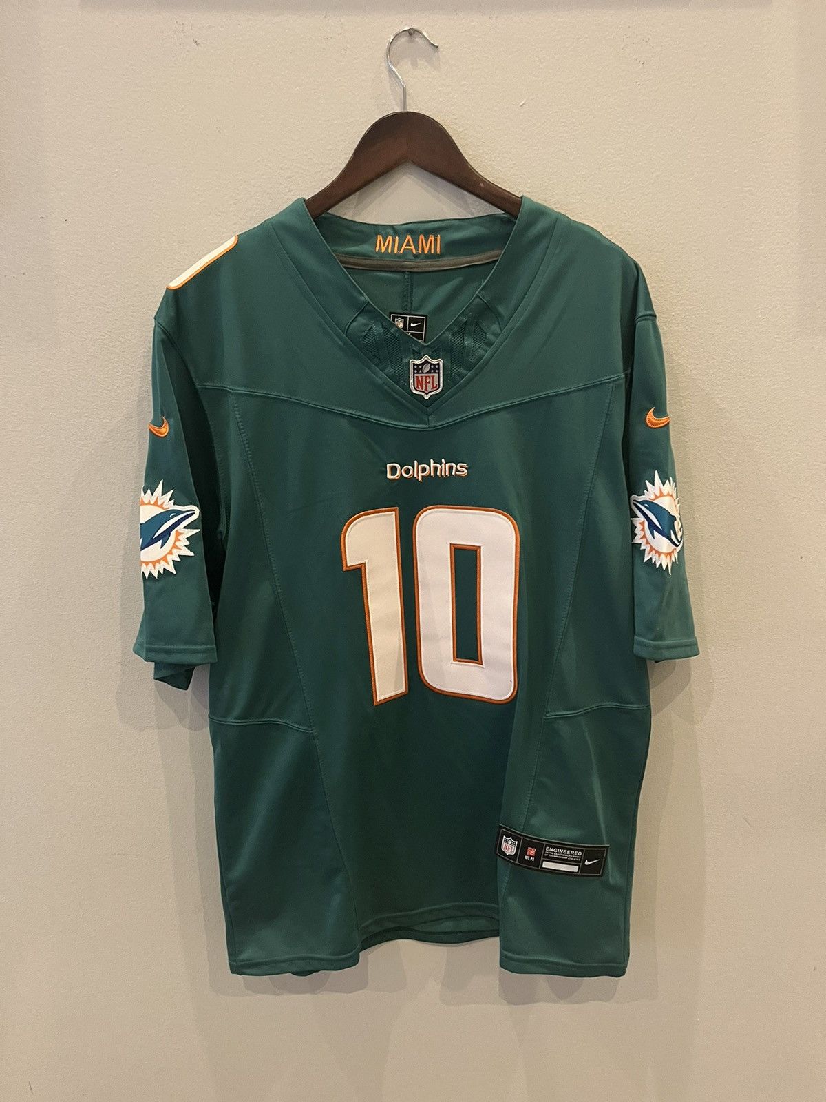 Fabletics Miami Dolphins Tyreek Hill Jersey Size US M / EU 48-50 / 2 - 1 Thumbnail