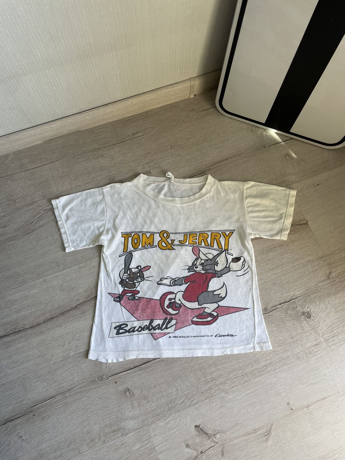 Vintage Vintage Rare 1989 Tom&Jerry Baseball Baby T-shirt Cartoon Size XS / US 0-2 / IT 36-38 - 1 Thumbnail
