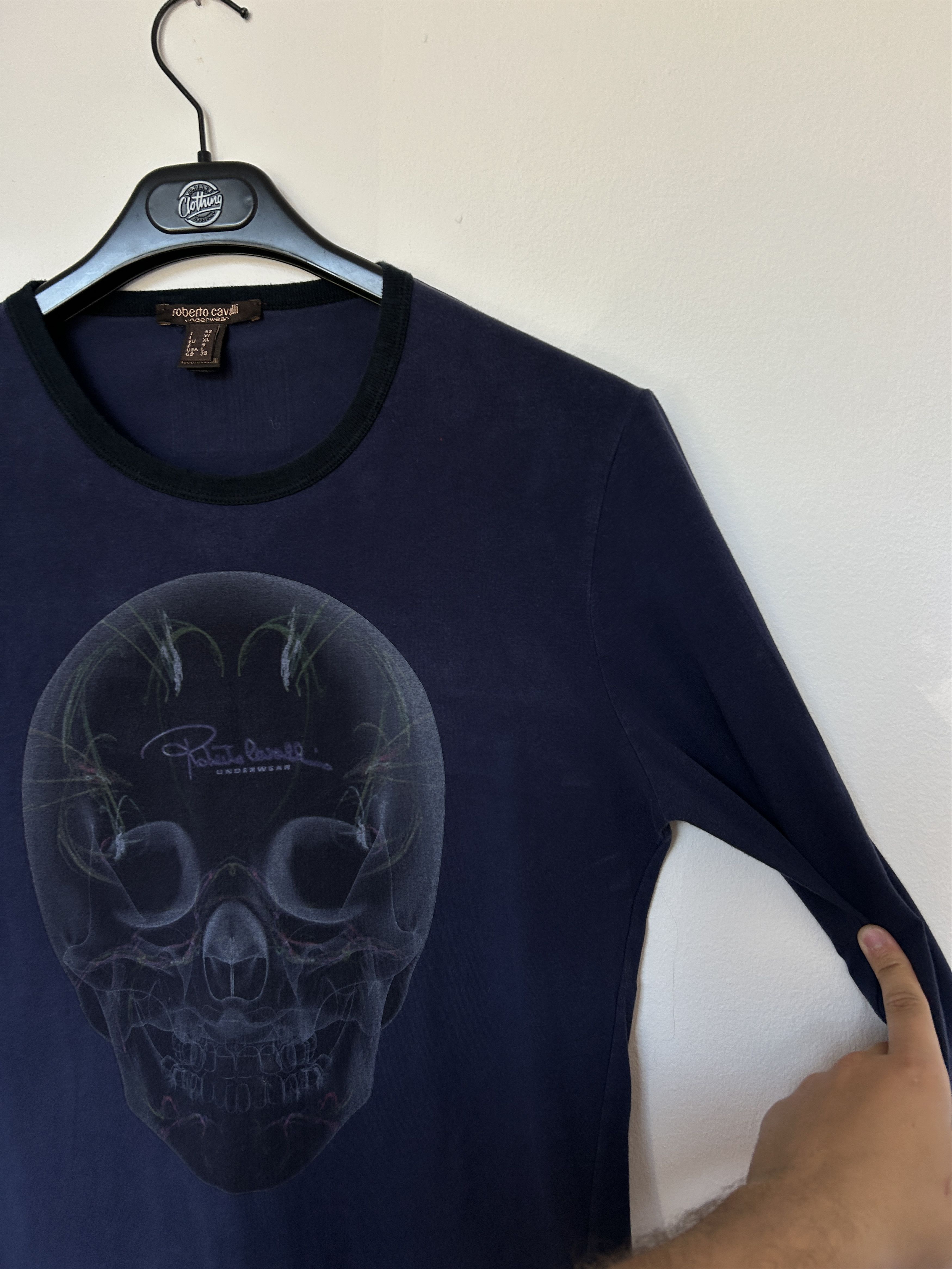 Roberto Cavalli Roberto Cavalli 3d Skull logo Longsleeve size L Size US L / EU 52-54 / 3 - 6 Thumbnail