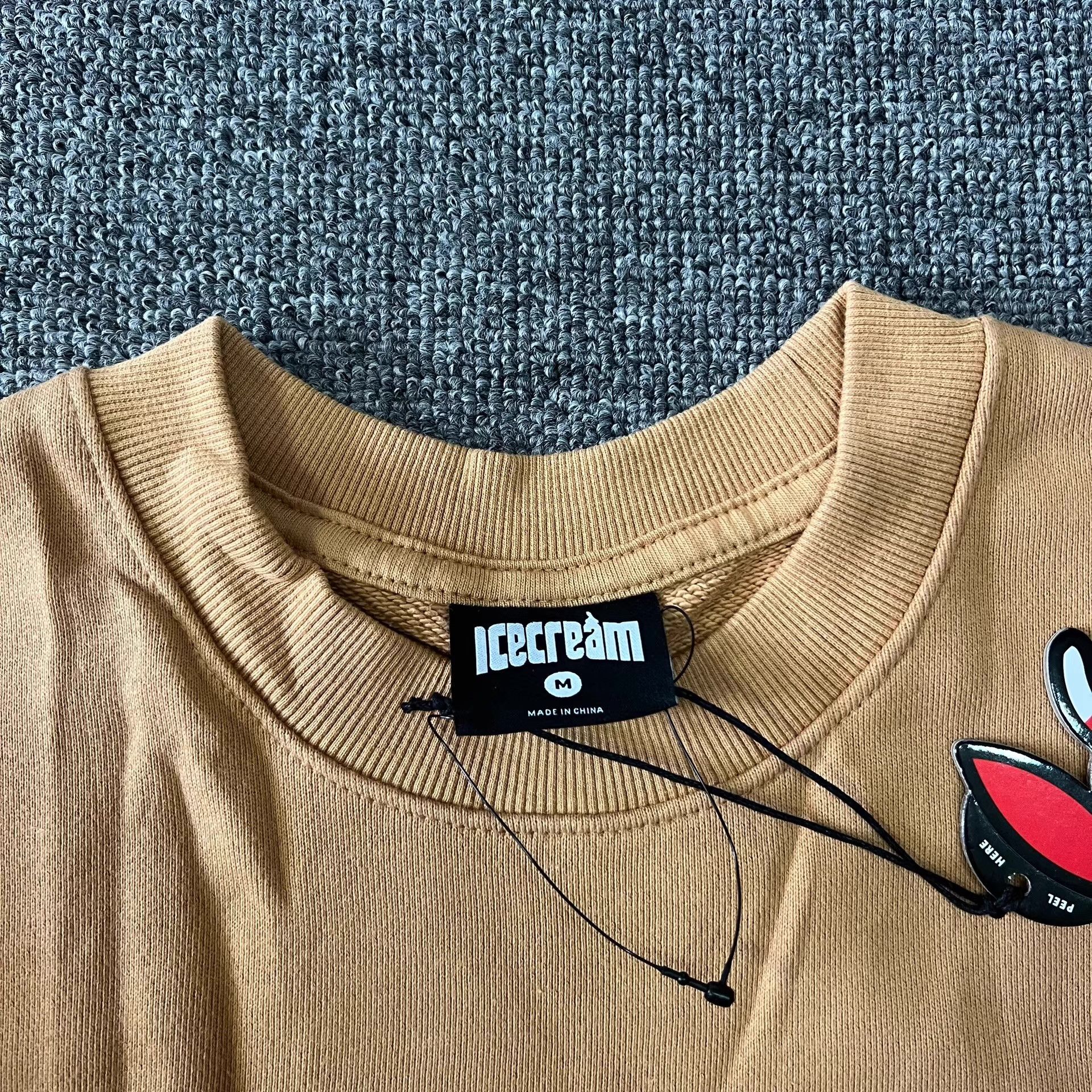 Billionaire Boys Club BBC ICECREAM Towel Embroidery Crew Neck Sweatshirt Q7 Size US M / EU 48-50 / 2 - 4 Thumbnail