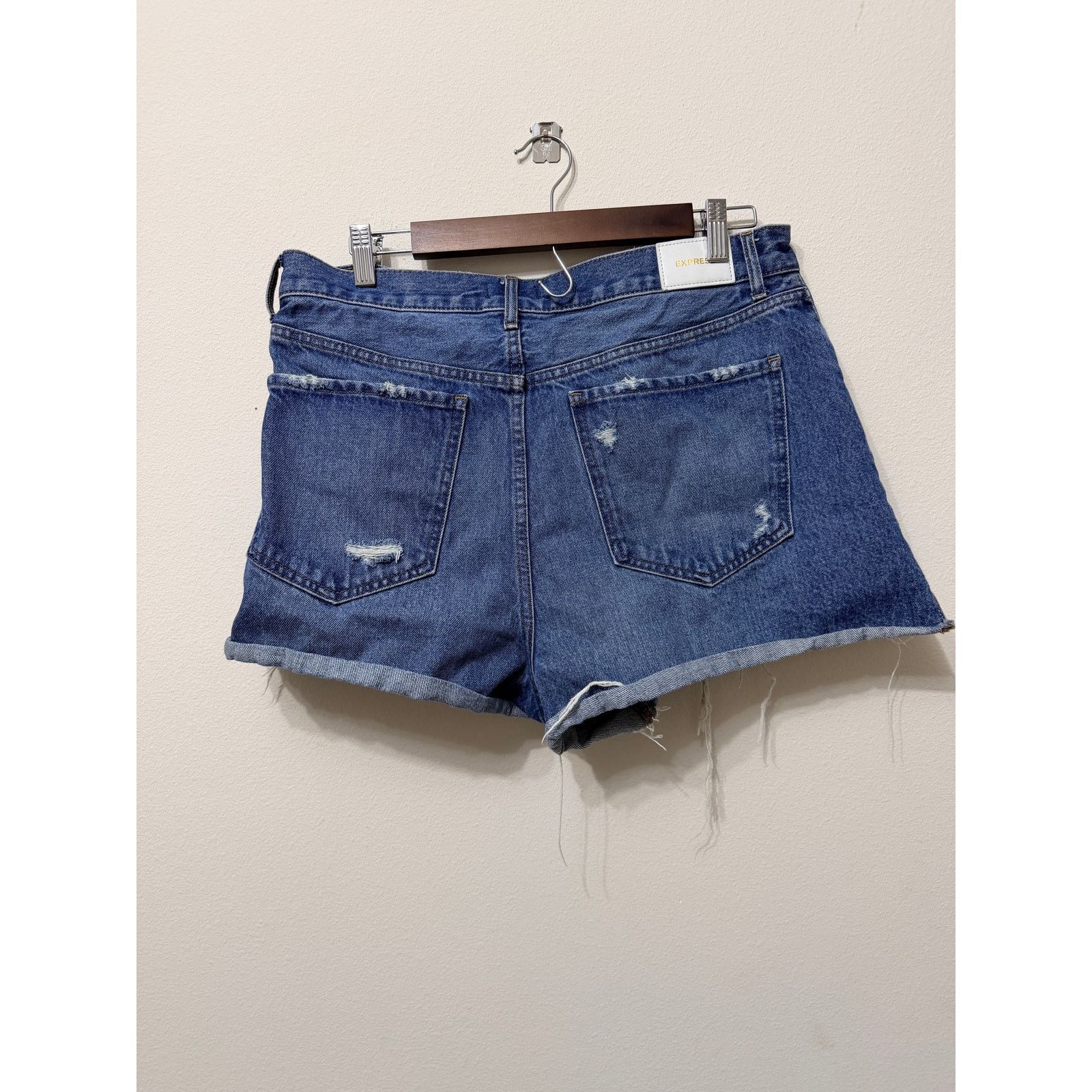 Express Express Women's Super High Wasted Mom Jean Shorts Sz 12 Size 34" / US 12 / IT 48 - 3 Thumbnail