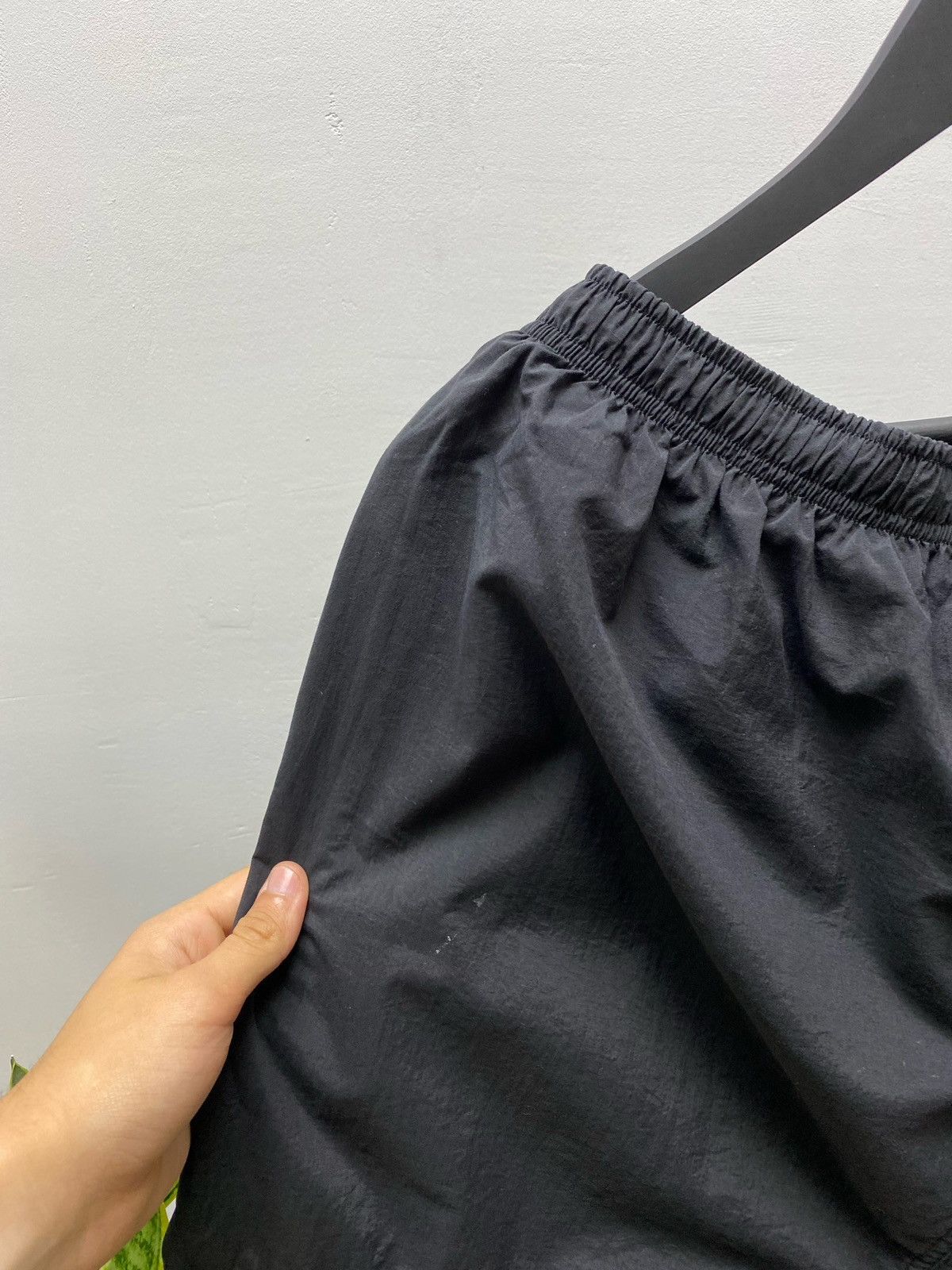 Nike × Vintage Vintage 99s Glasgow Rangers Soccer Shorts Football Size US 36 / EU 52 - 13 Thumbnail