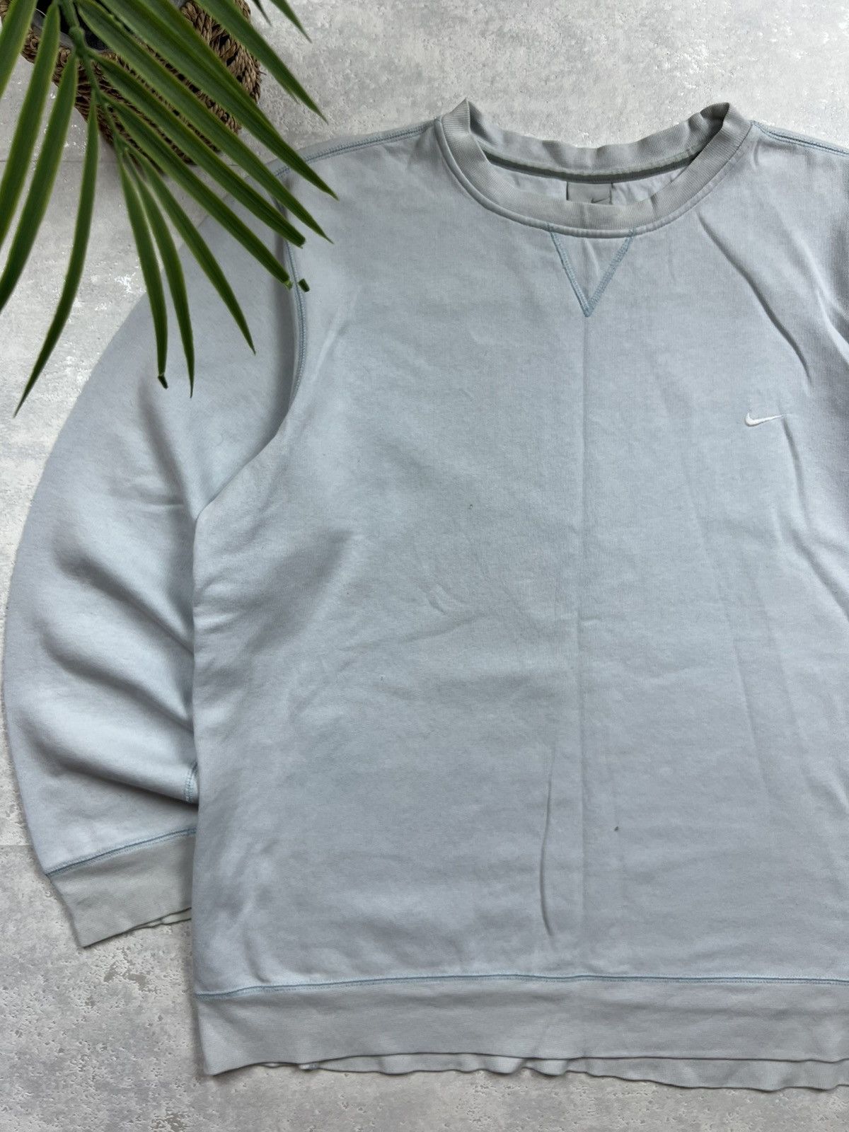 Nike 90s Nike Swoosh Vintage Y2K Oversized Blank Retro Sweatshirt Size US L / EU 52-54 / 3 - 2 Thumbnail