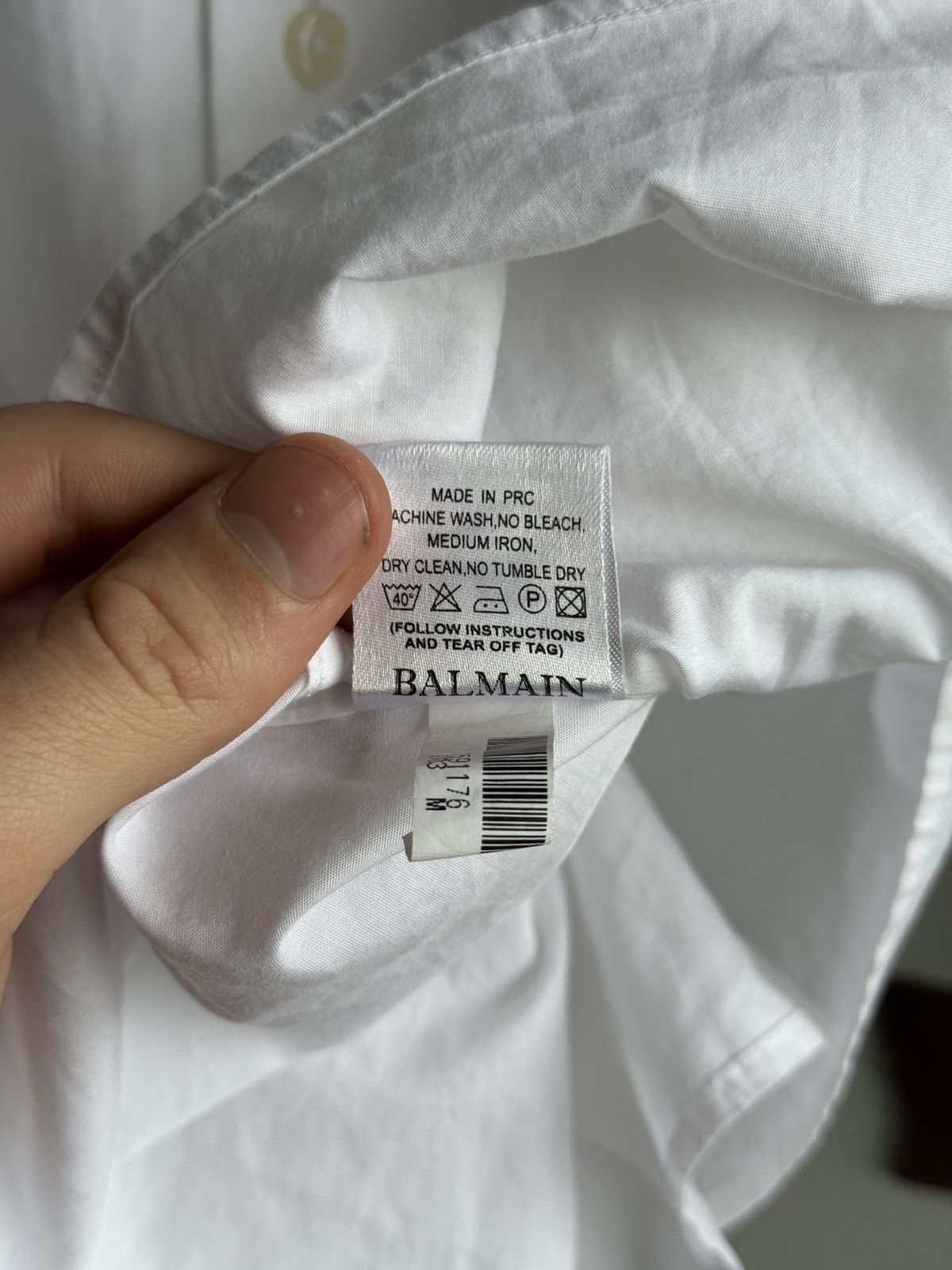 Balmain Balmain Paris Shirt Circle Logo Size US M / EU 48-50 / 2 - 10 Thumbnail