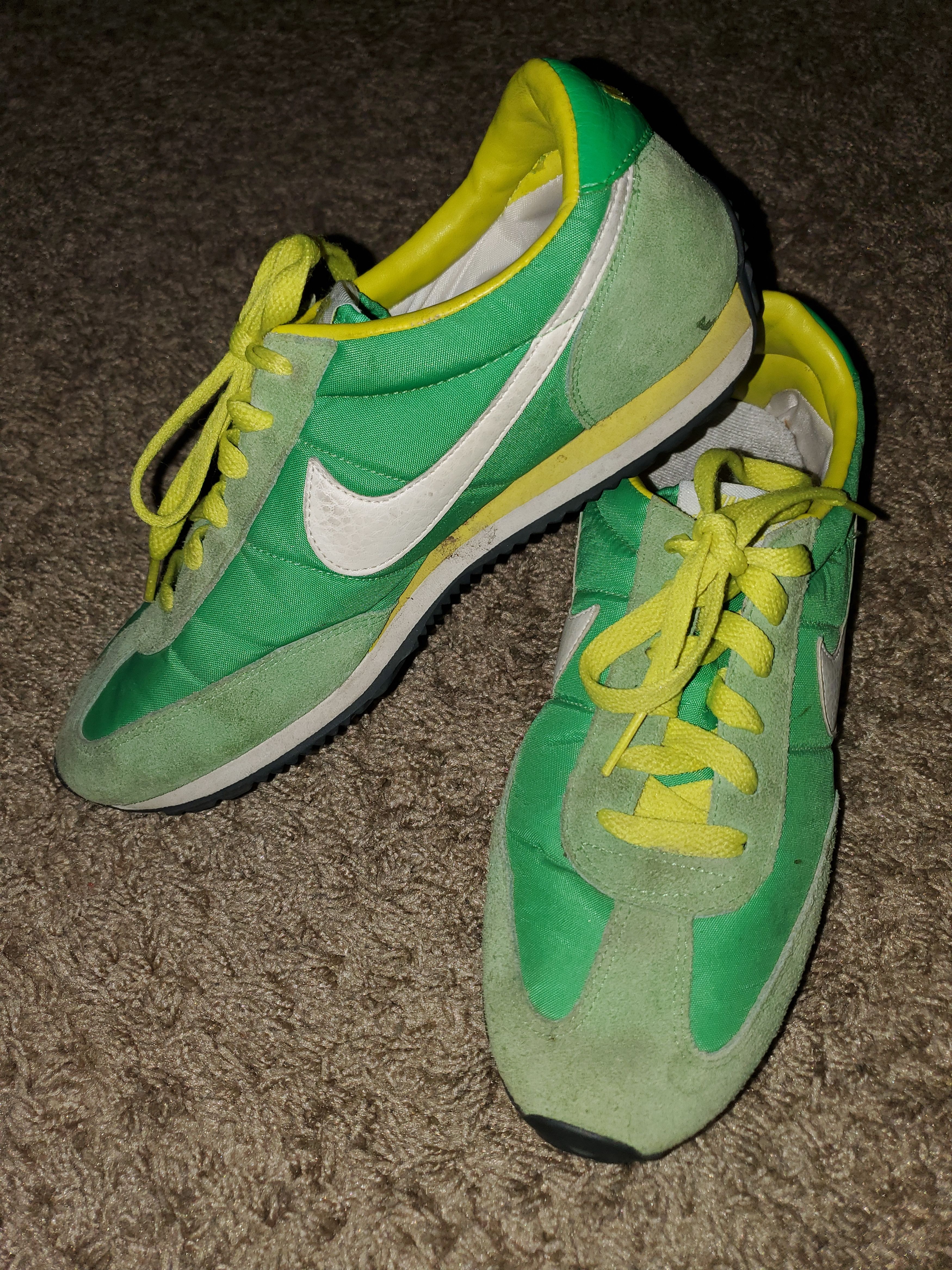 Nike Vintage Women's Oceania Green & Yellow Nikes (size 8) Size US 8 / IT 38 - 4 Thumbnail