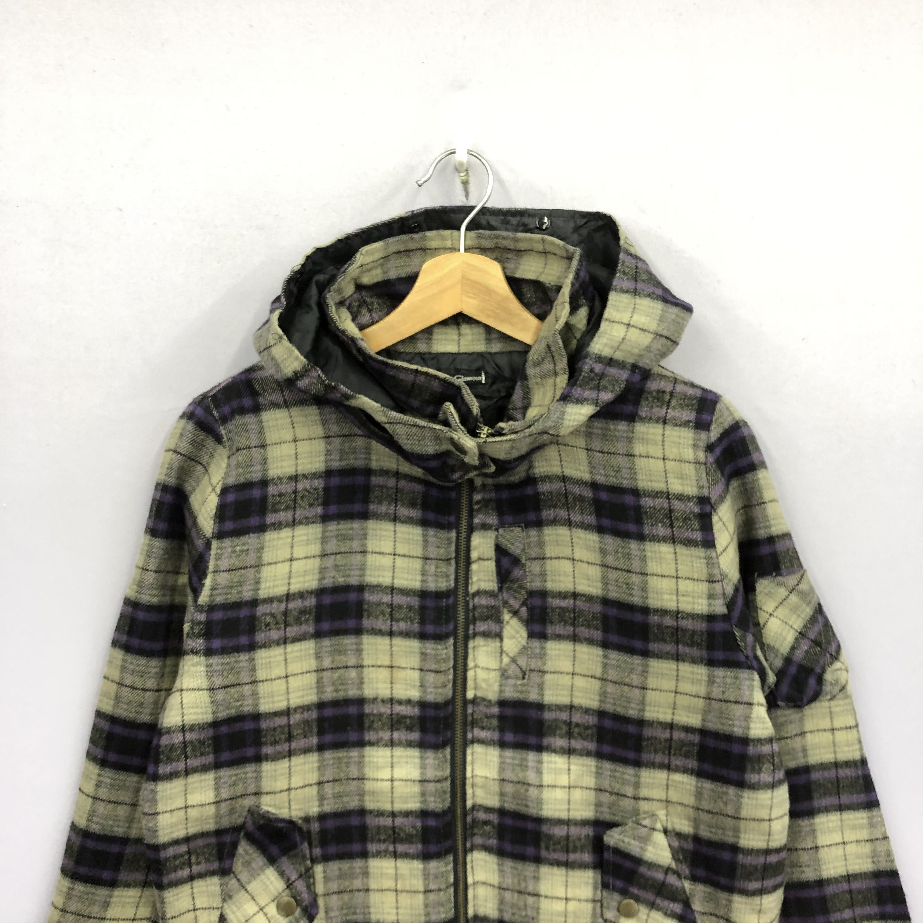 Japanese Brand 90s Riche Glamour Tartan Jacket Japanese Checkered Jackets Size US M / EU 48-50 / 2 - 4 Thumbnail