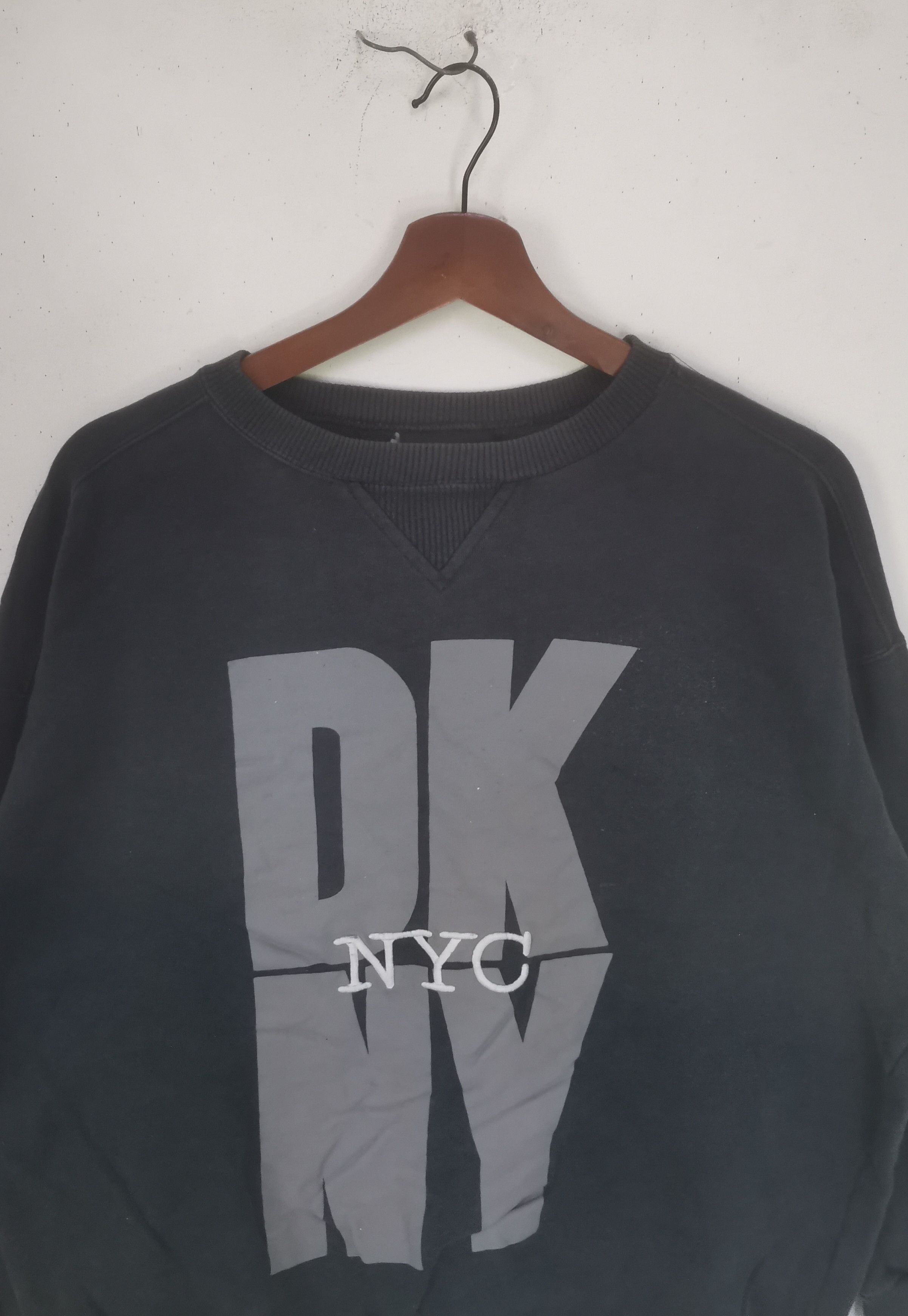 DKNY × Vintage Rare vintage DKNY sweatshirt Size M / US 6-8 / IT 42-44 - 2 Thumbnail