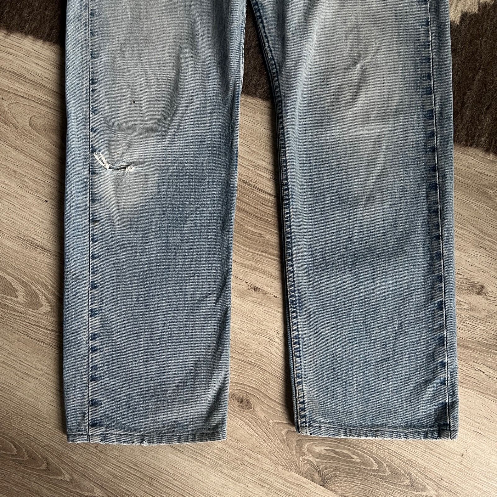 Levi's Levi’s 517 Vintage Jeans USA Made Distressed Denim 9814AC Size US 33 - 7 Thumbnail